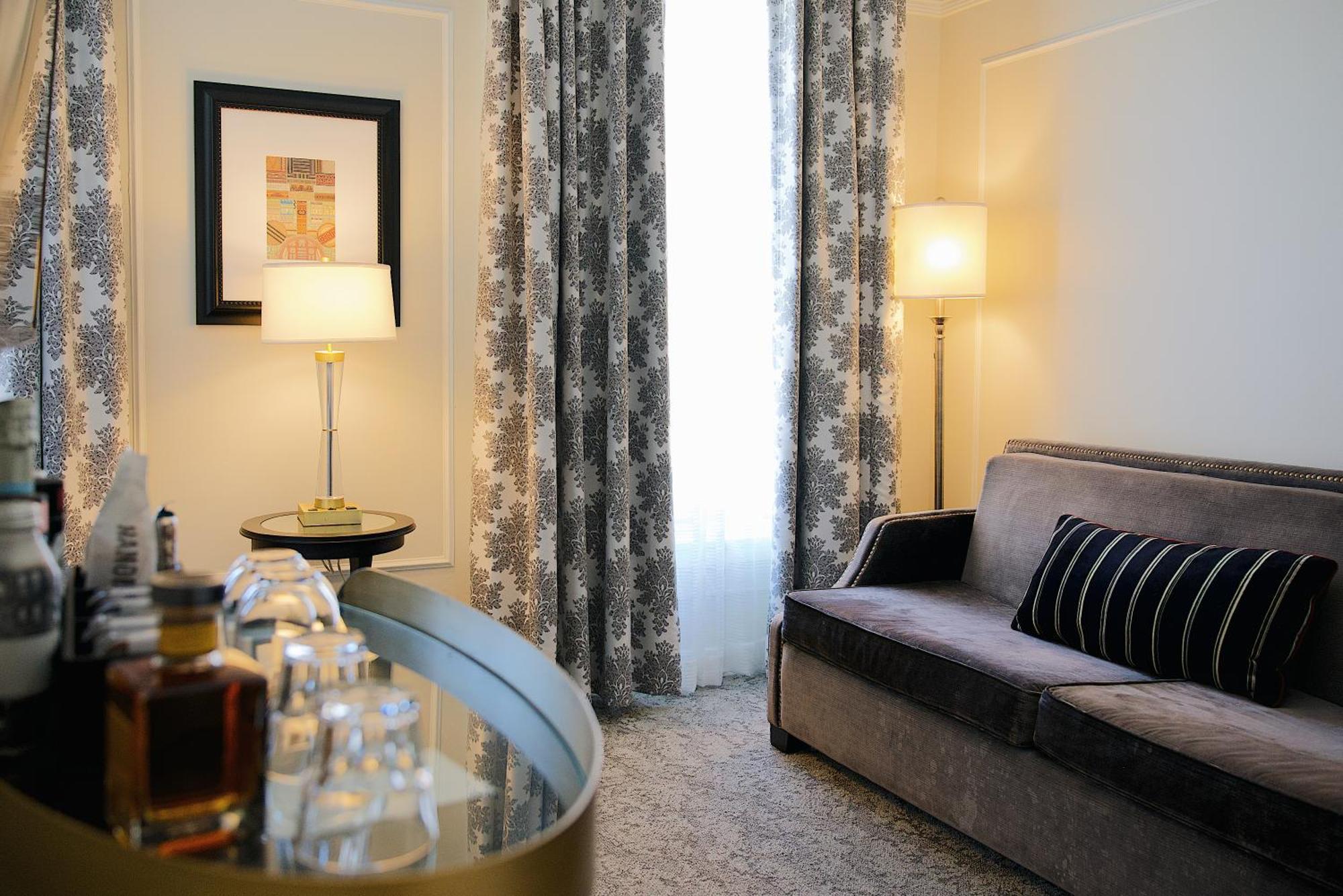 Junior Suite,1079970661:JPEG