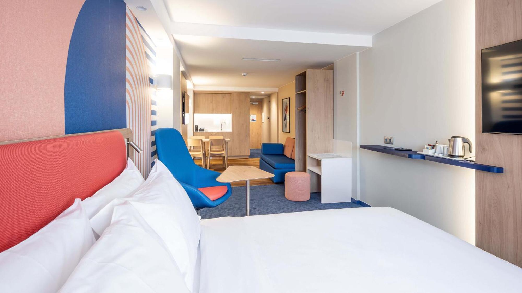 Queen Suite
