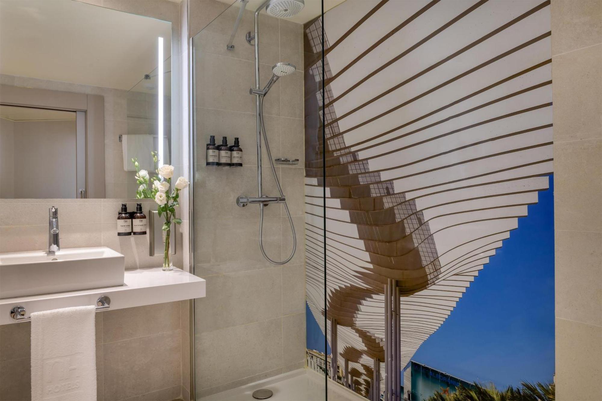 Standard Double or Twin Room Balcony