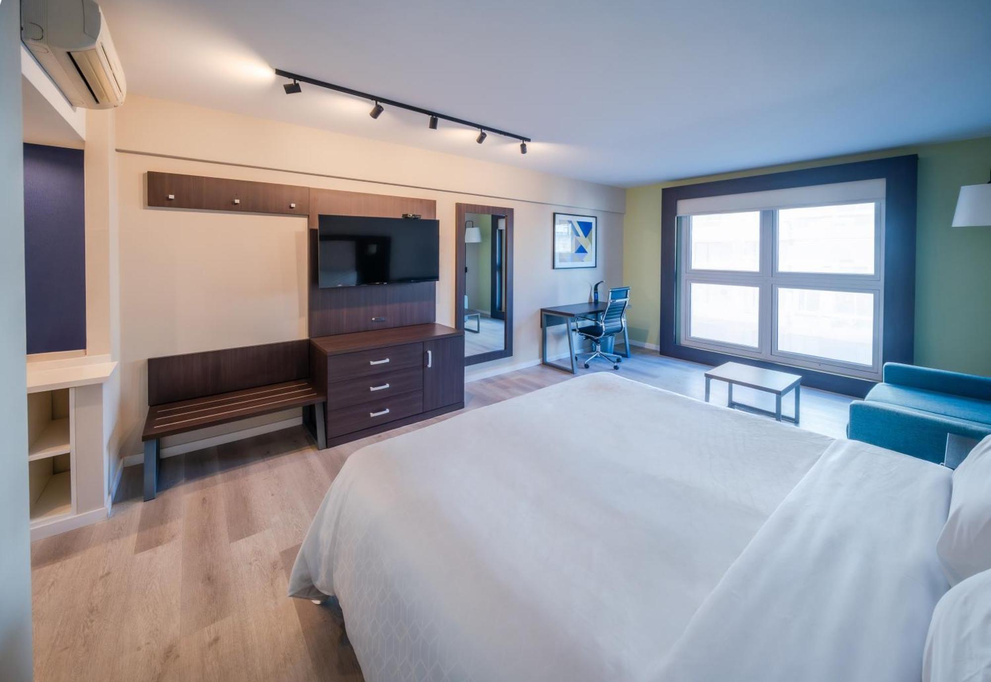 Habitación Estándar con cama extragrande - Adaptada para silla de ruedas