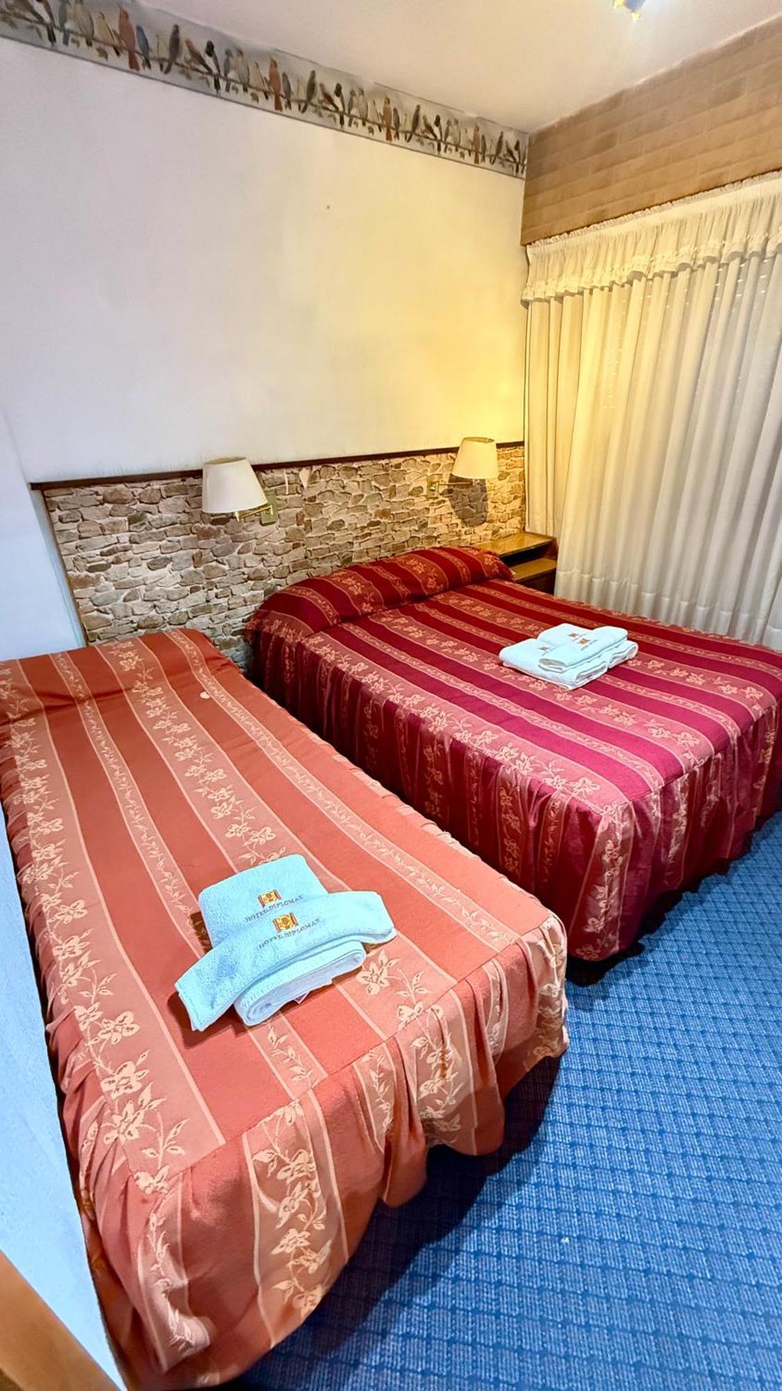 Standard Triple Room,1698917864:JPEG