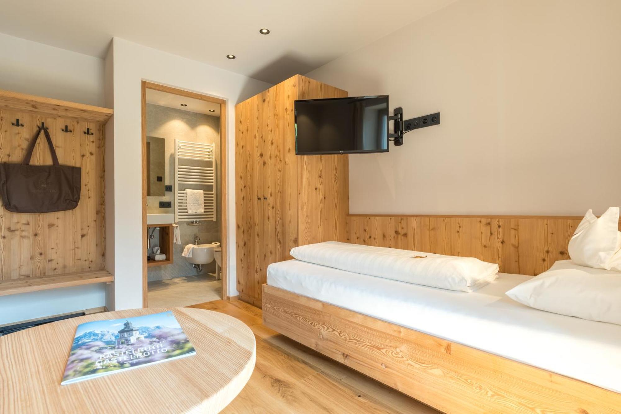 Single Room Balcony