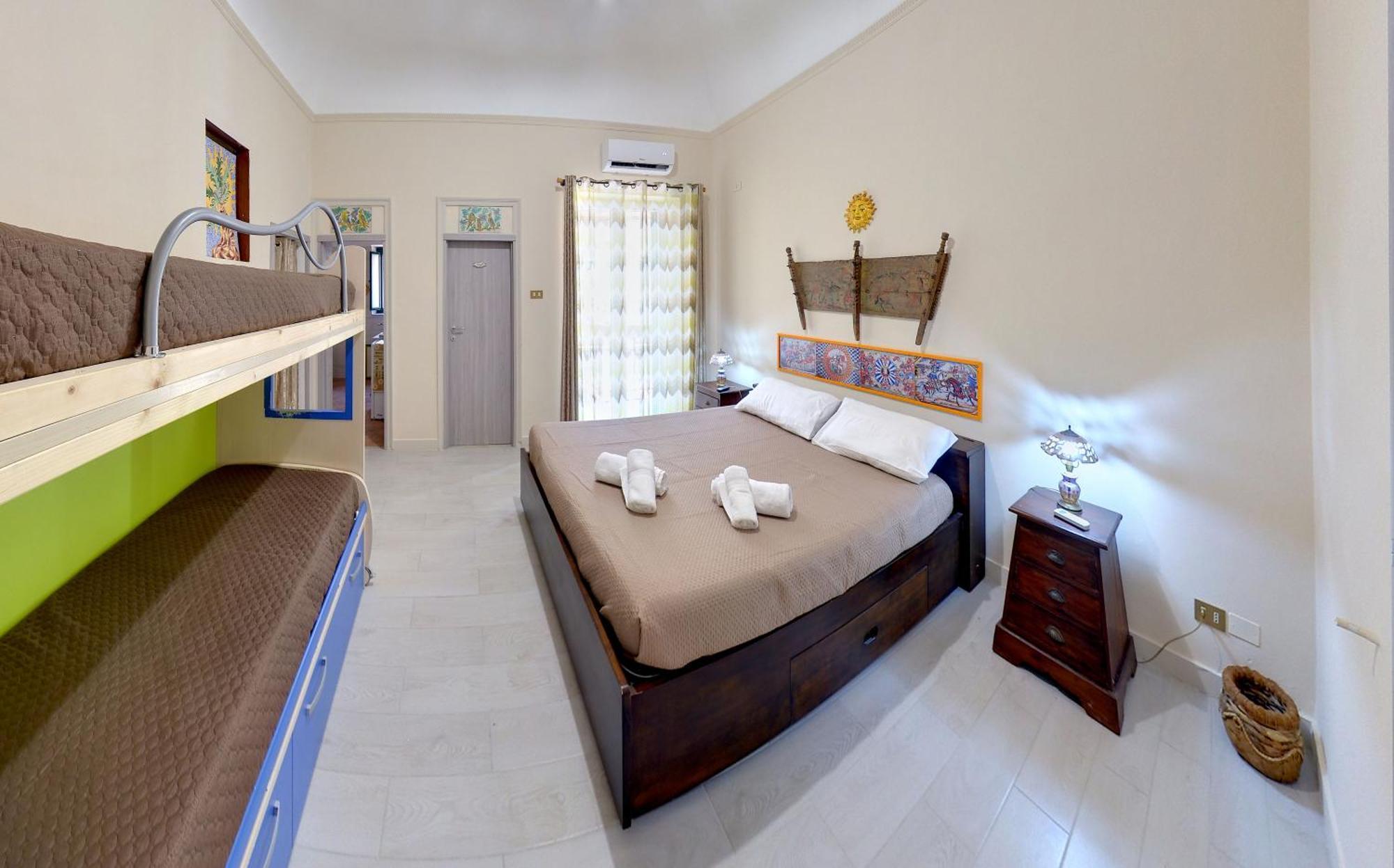 Large Double Room