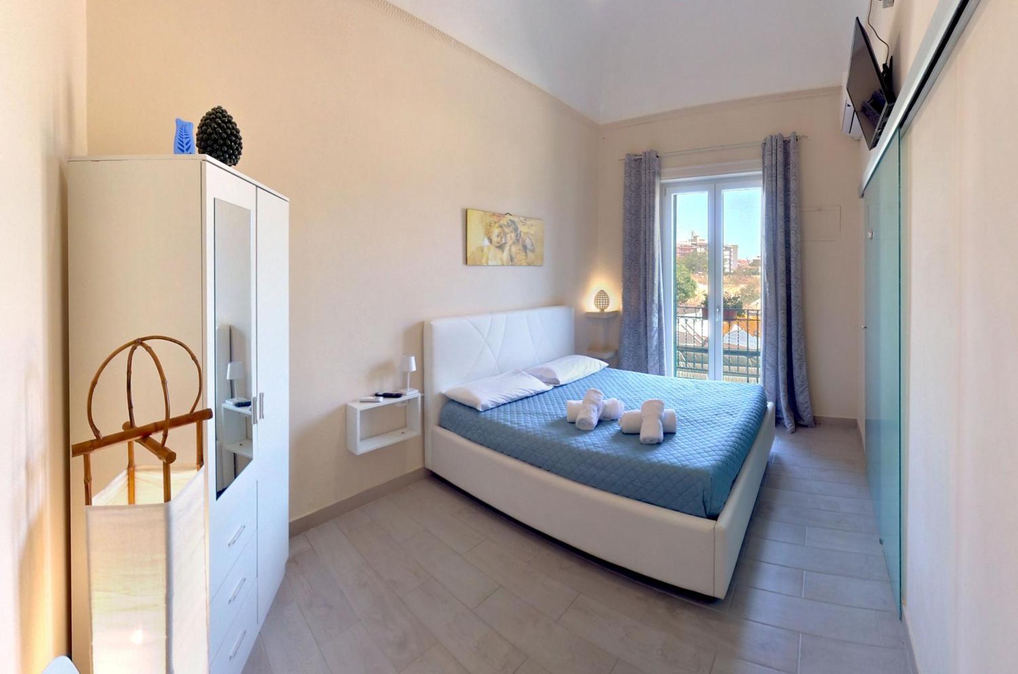 Double Room Private Bathroom