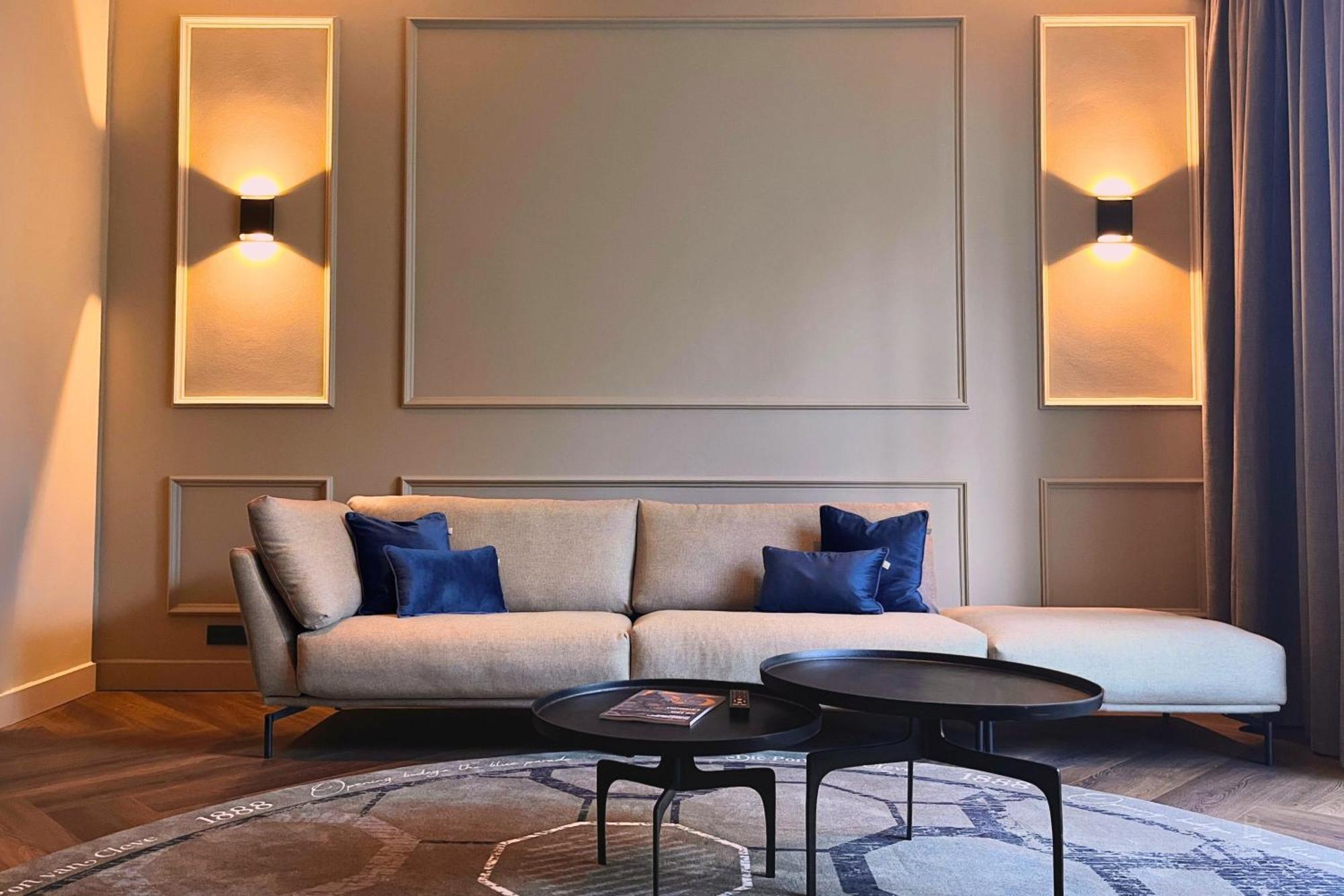 The Emperor Crown Suite