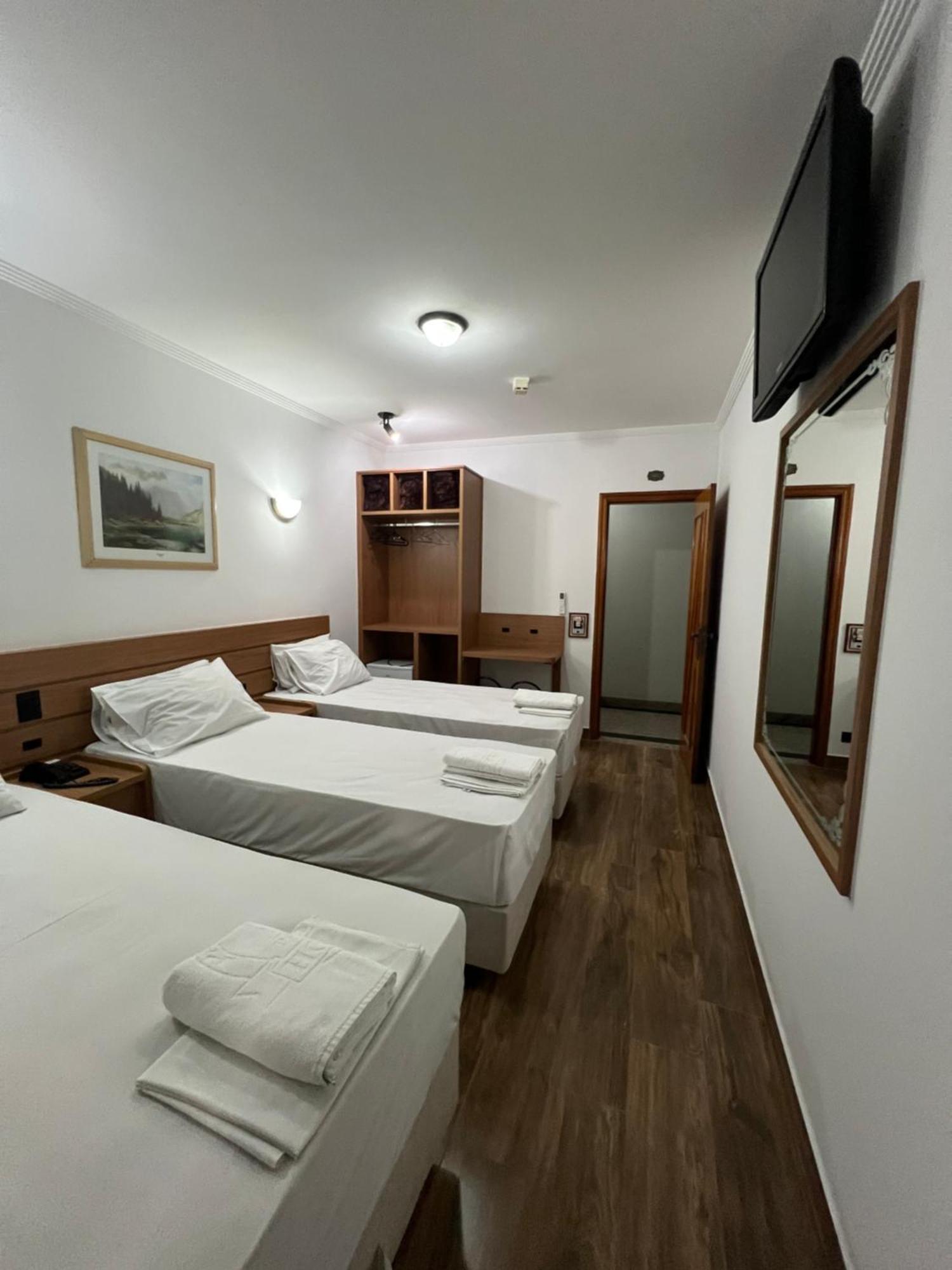 Quarto Triplo Superior