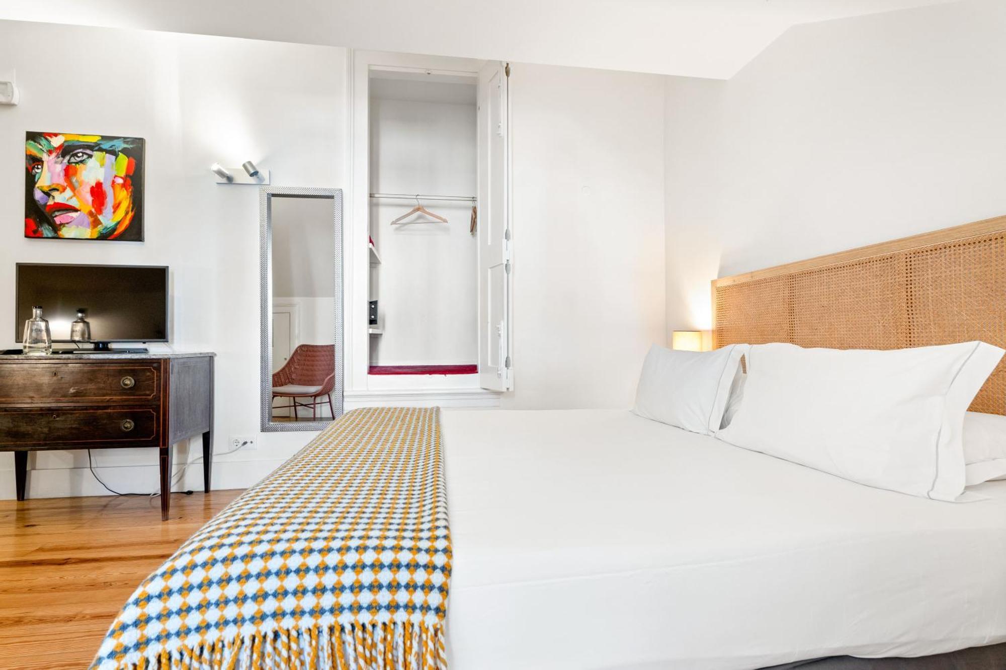 Double Room,1705024816:JPEG