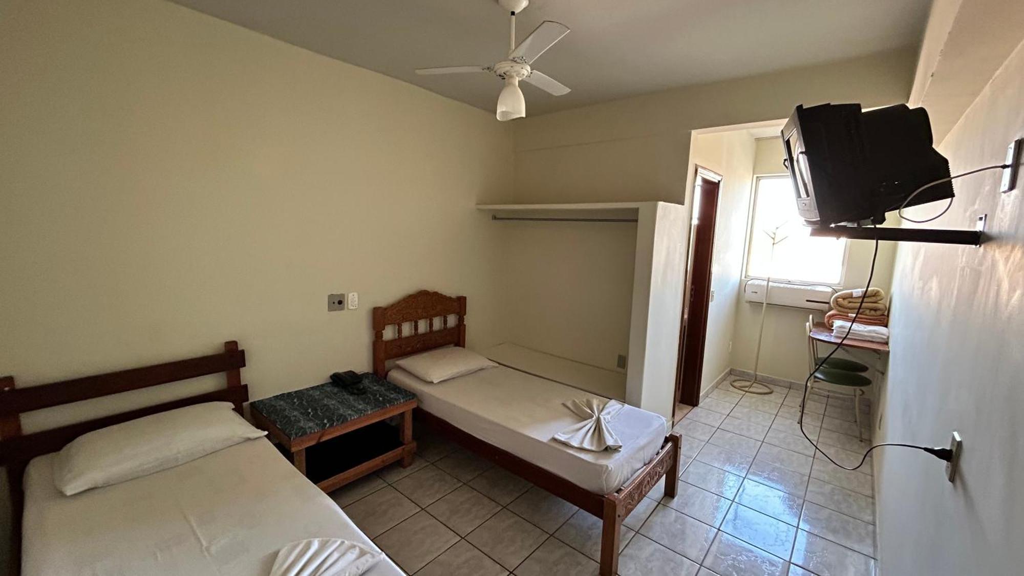 Twin Room,1731621157:JPEG
