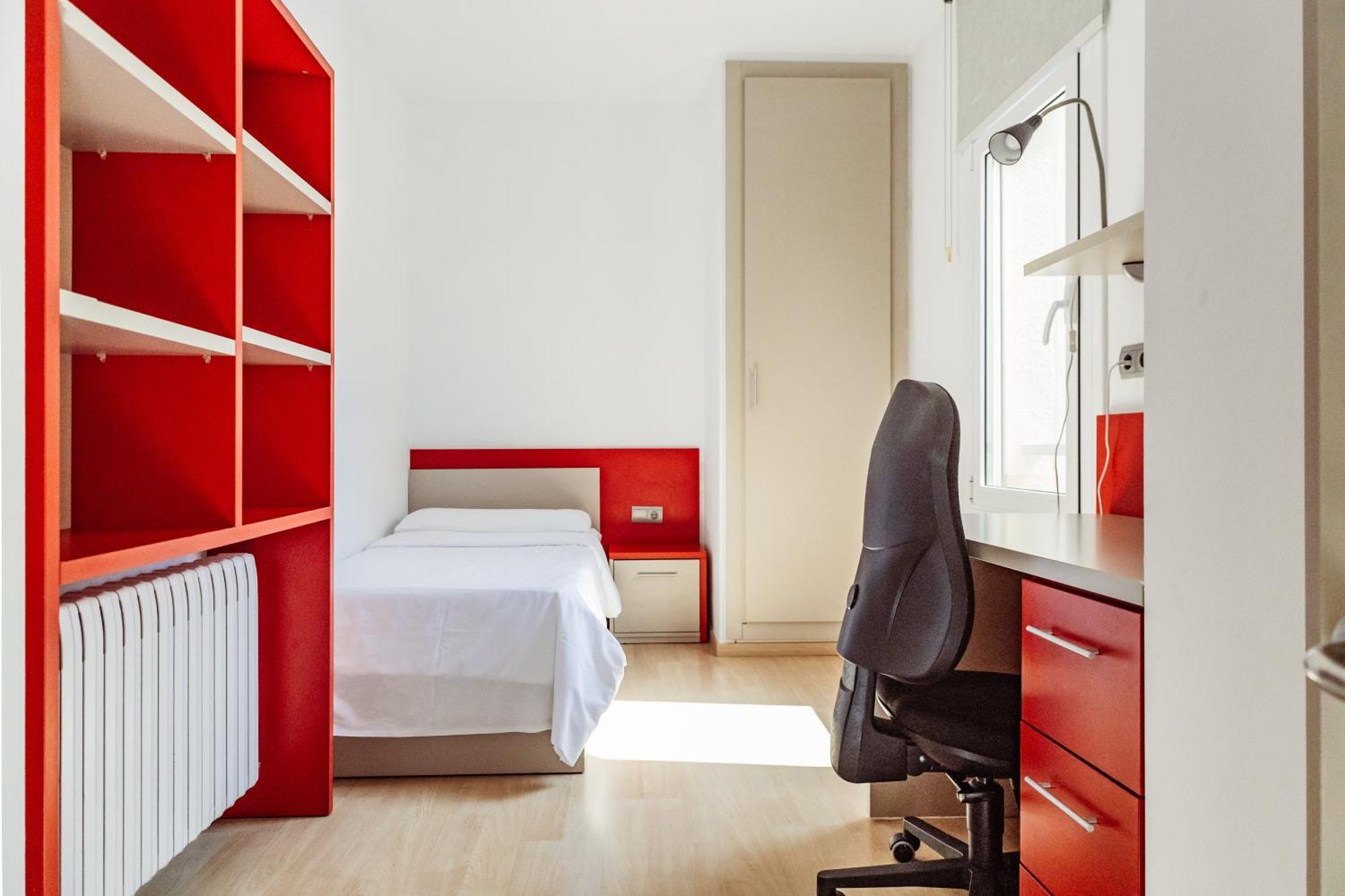 Single Room Private Bathroom