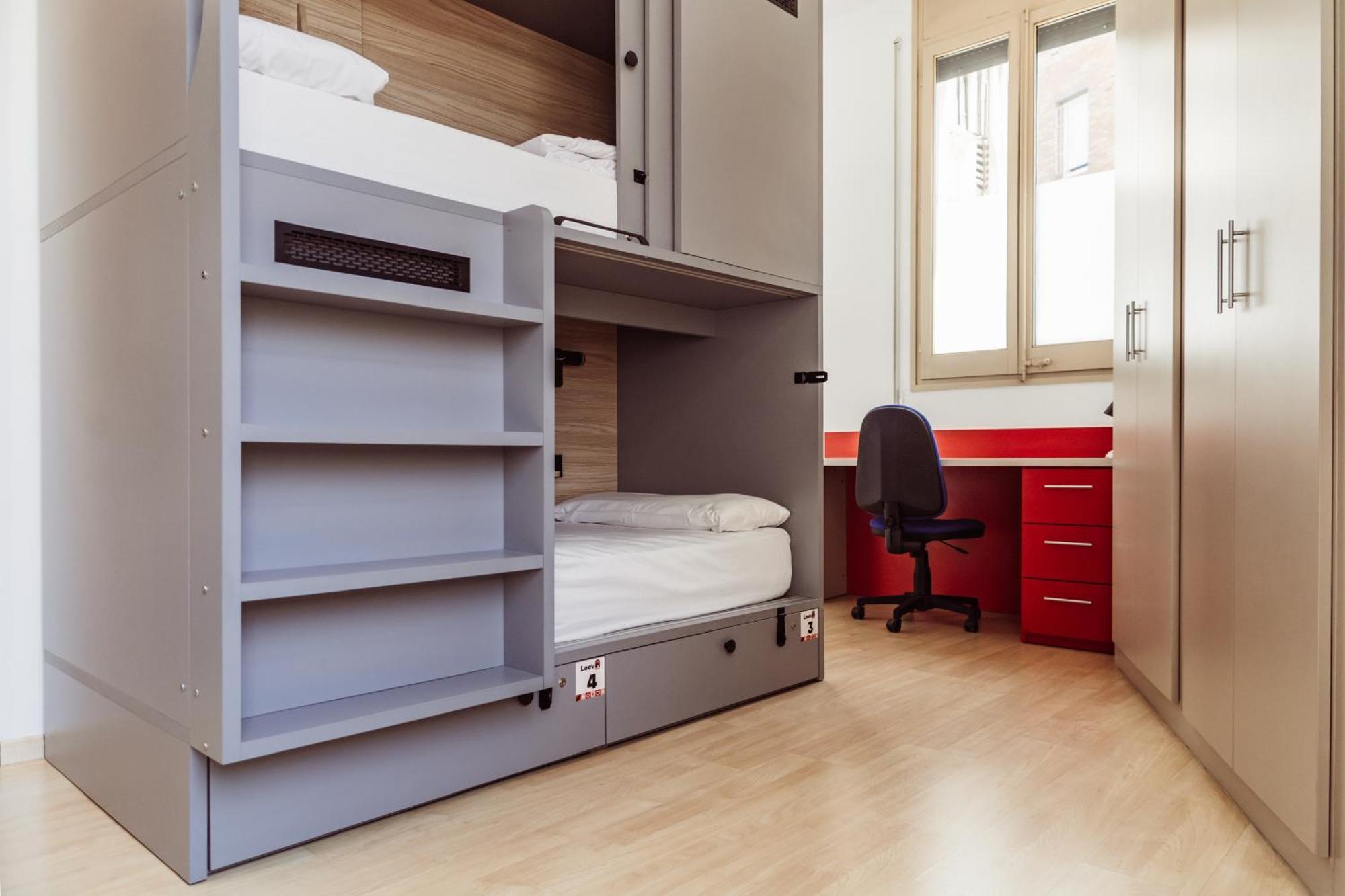 Bed 4-Bed Female Dormitory Room