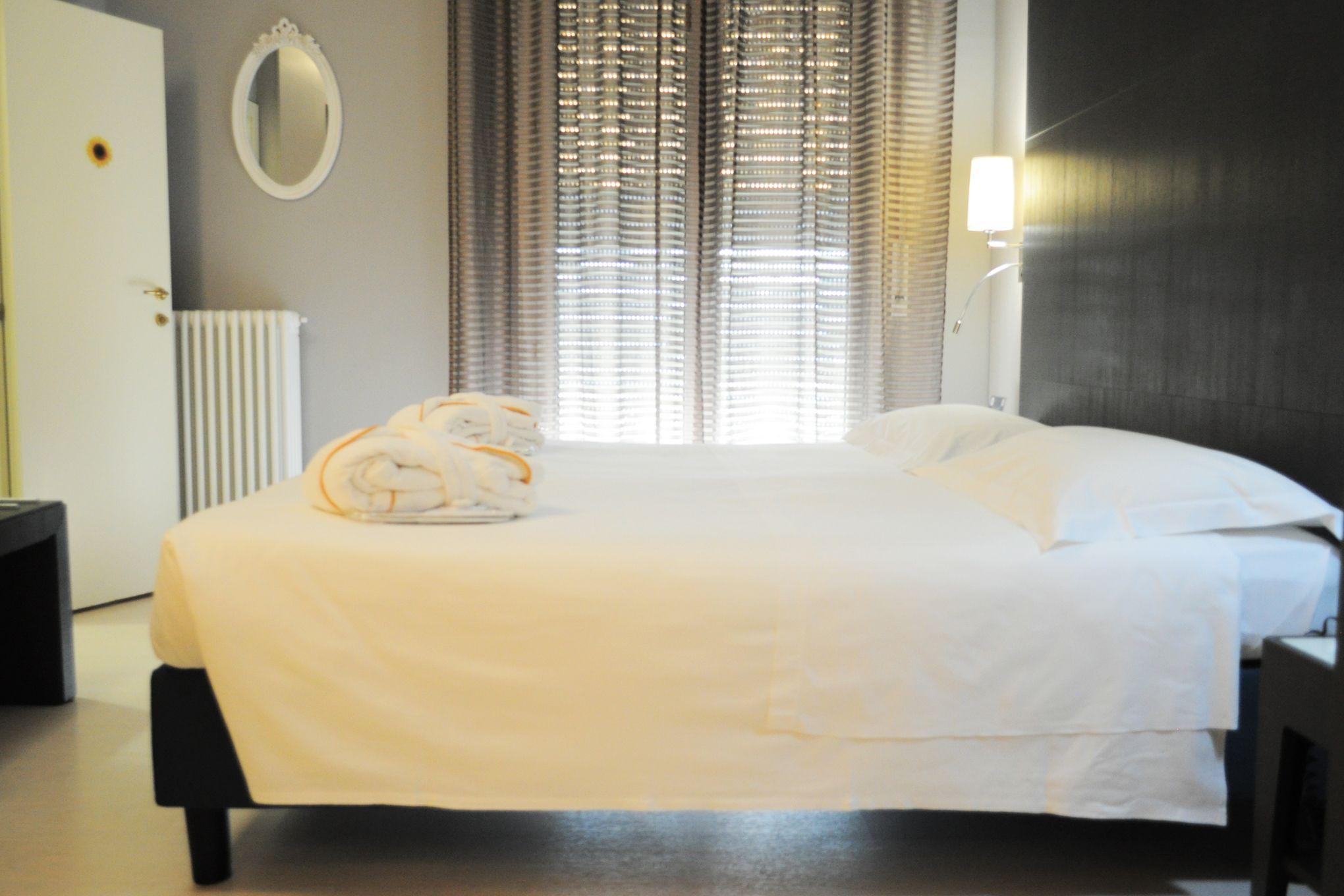 Double Room,1706199801:JPEG
