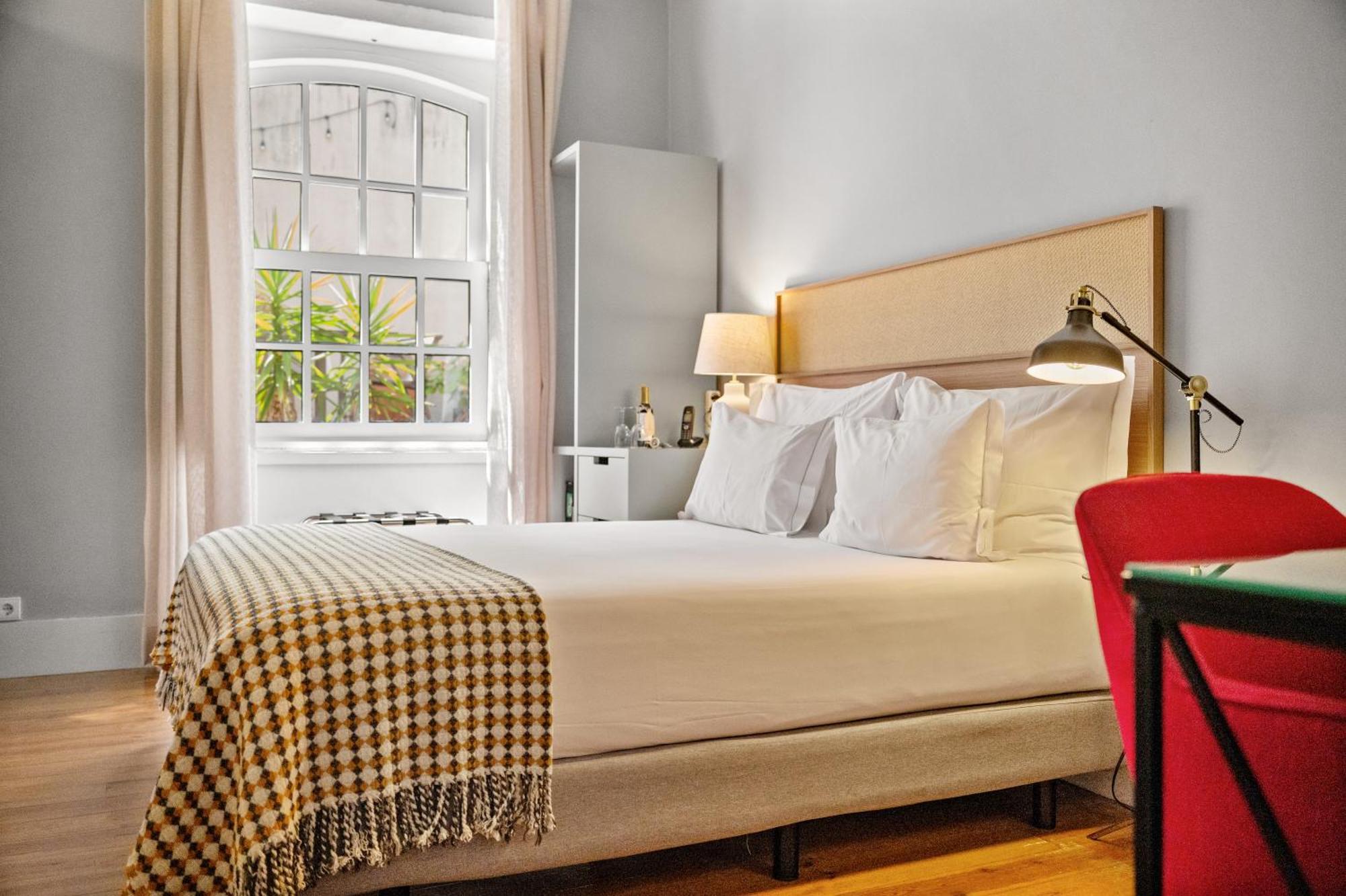 Double Room,1706841044:JPEG