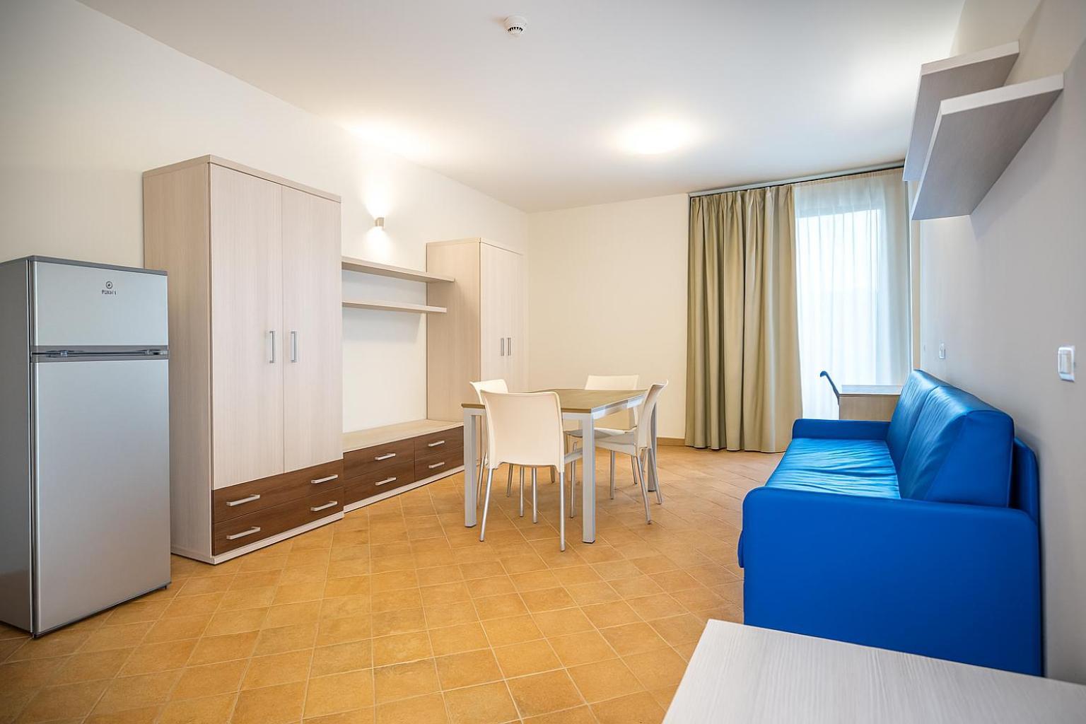 One-Bedroom Deluxe Apartment