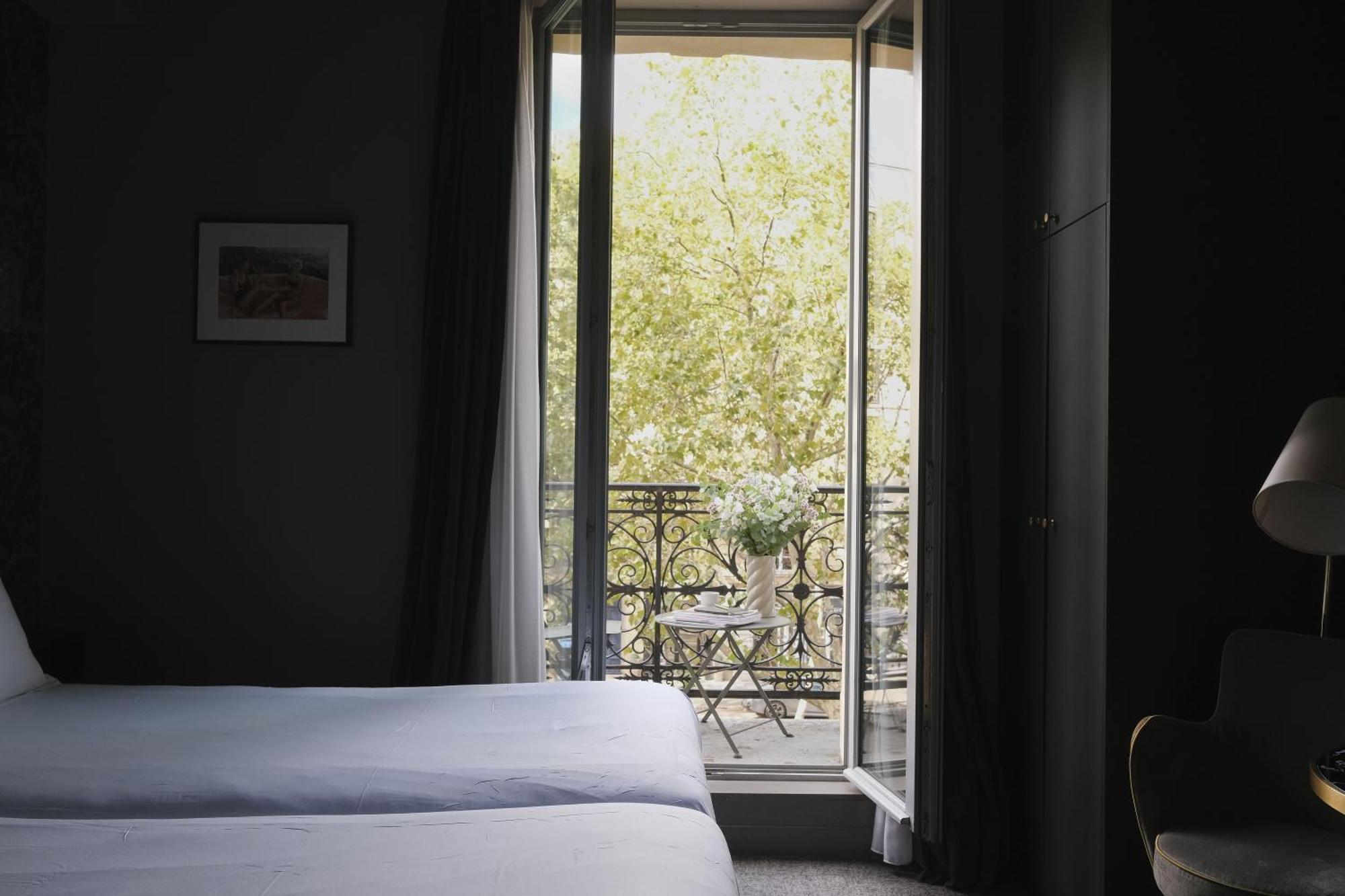 Deluxe Room Balcony,1706981660:JPEG