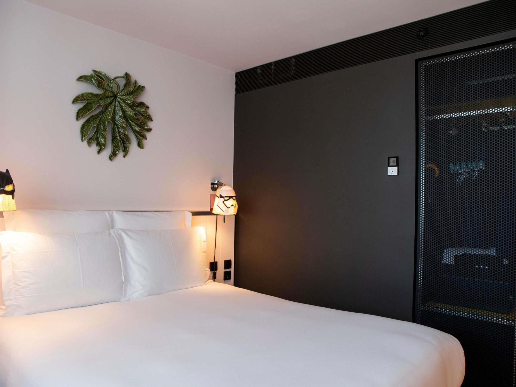 Medium Mama Double Room with Queen Bed,1708266360:JPEG