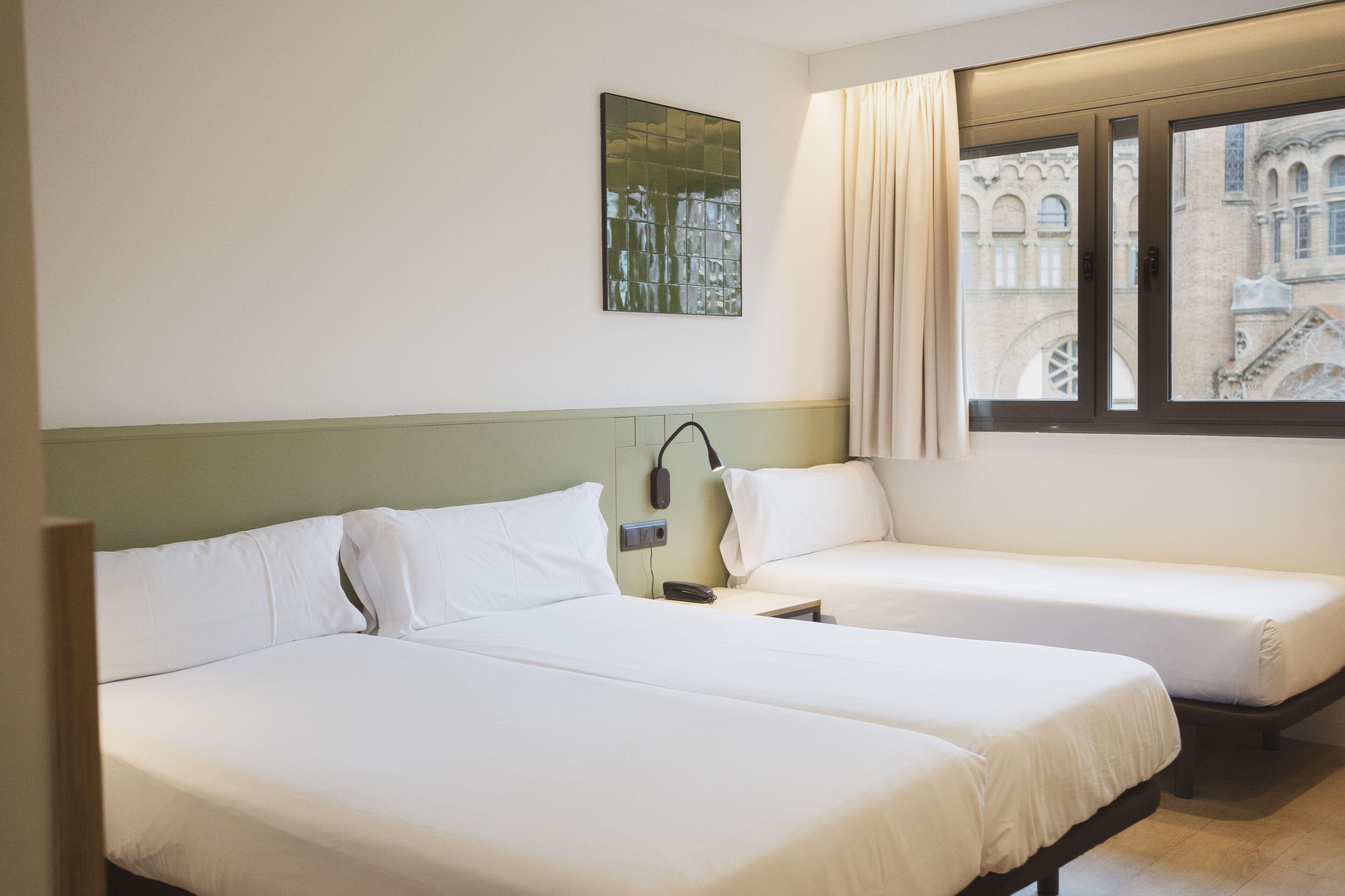 Triple Room,1709896669:JPEG