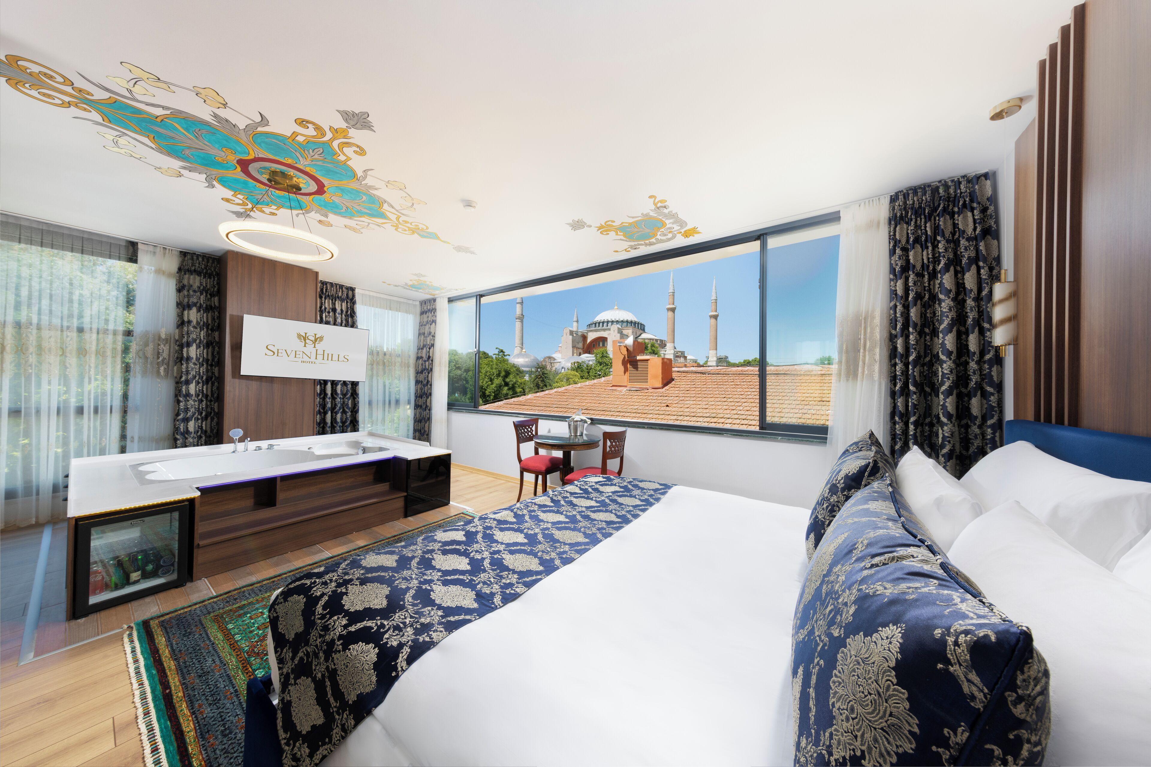 Queen Suite Hagia Sophia View