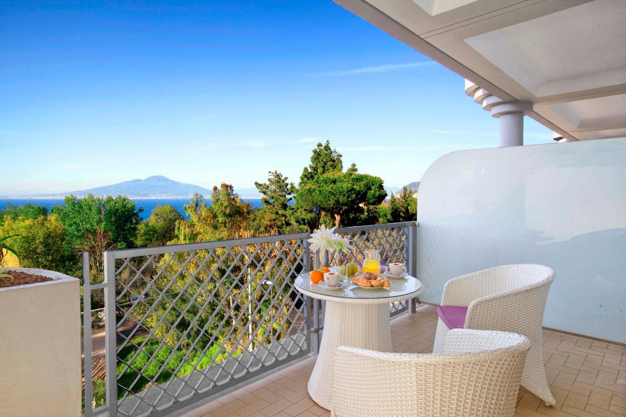 Double or Twin Room Partial Sea View
