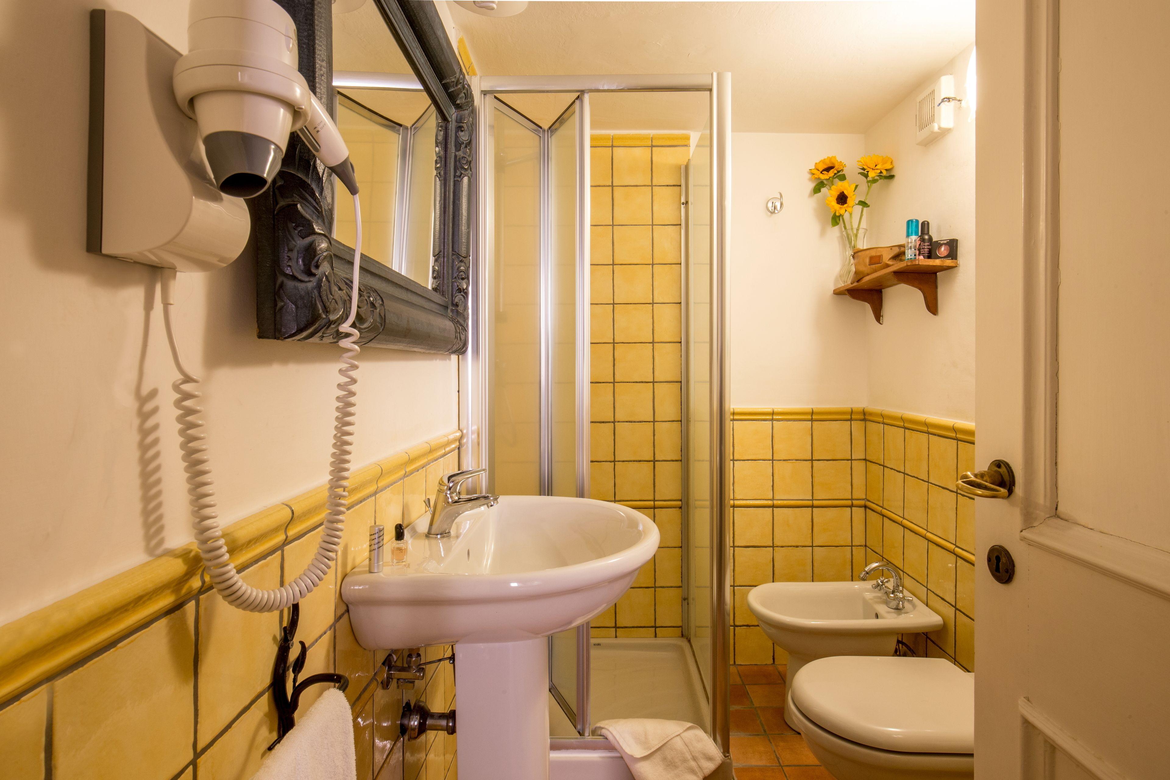 Quintuple Room Kitchenette