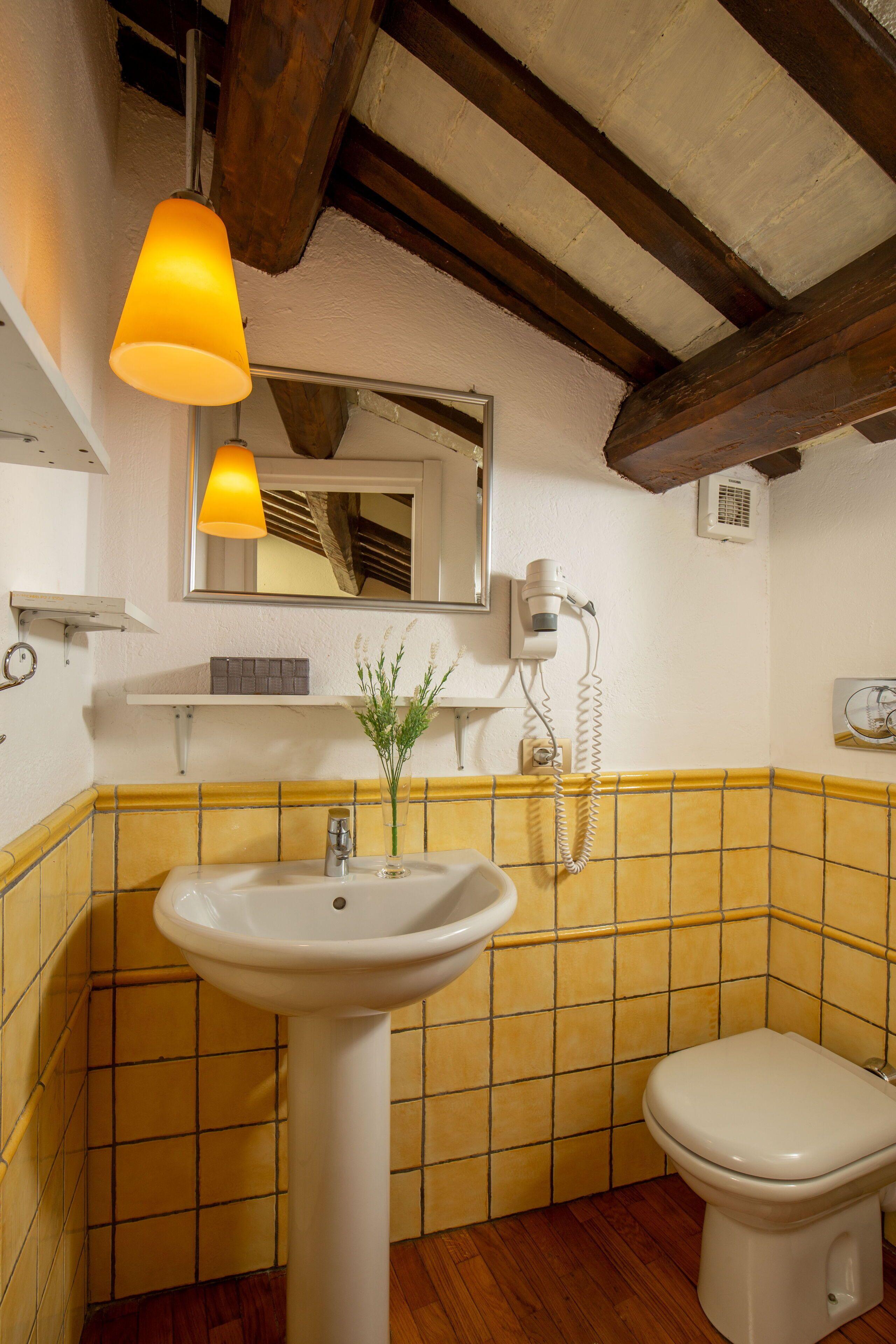 Quintuple Room Kitchenette