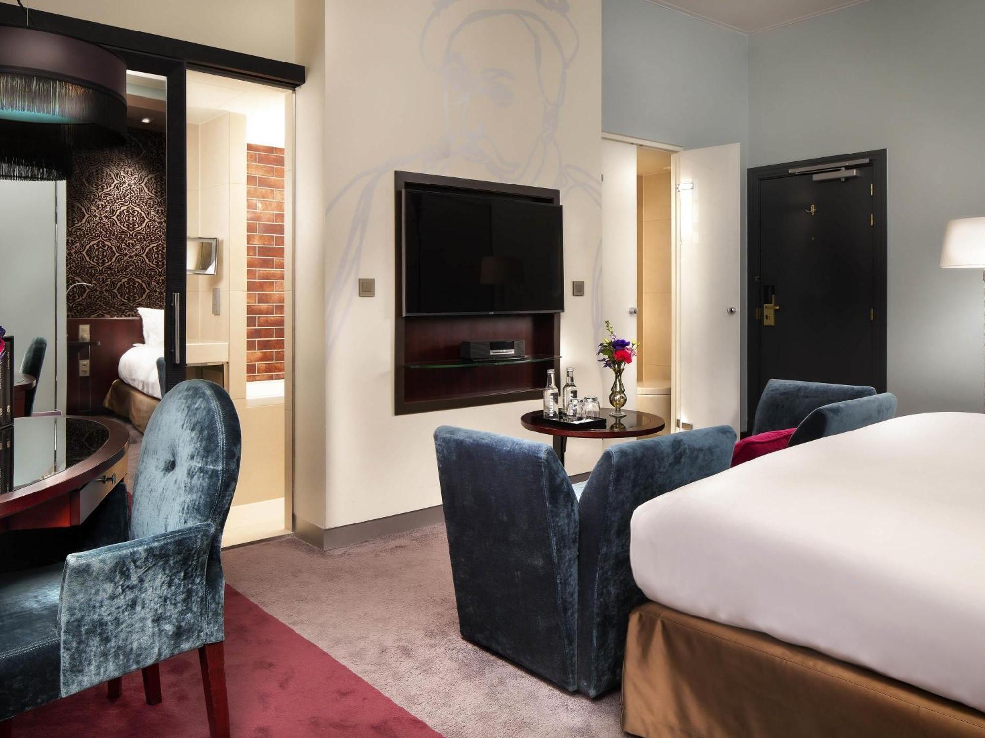 Luxury Room,1729978940:JPEG