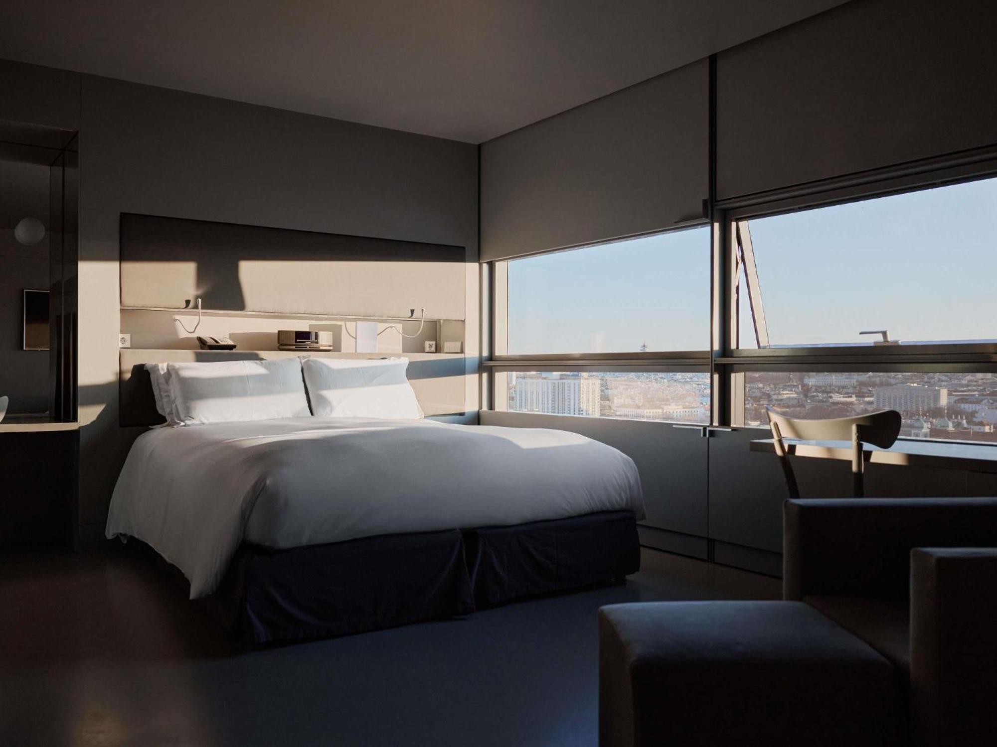 Executive Suite – Cathedral View king bed,1717044024:JPEG