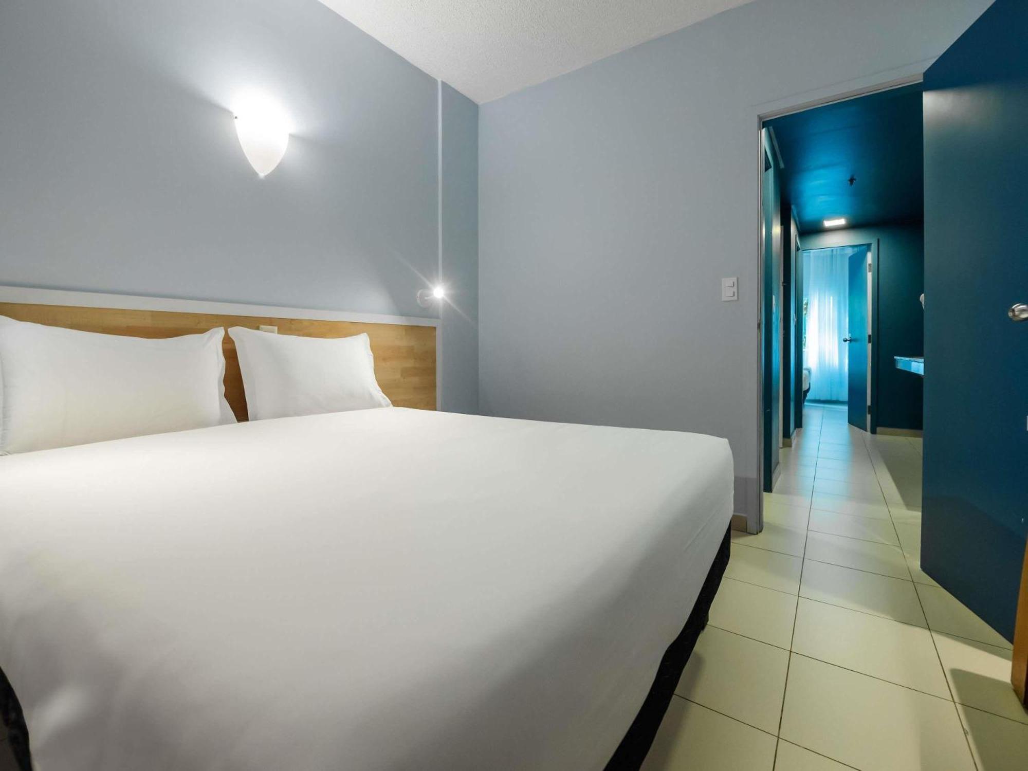 Standard Apartment One Double Bed Two Single Beds,1717063677:JPEG