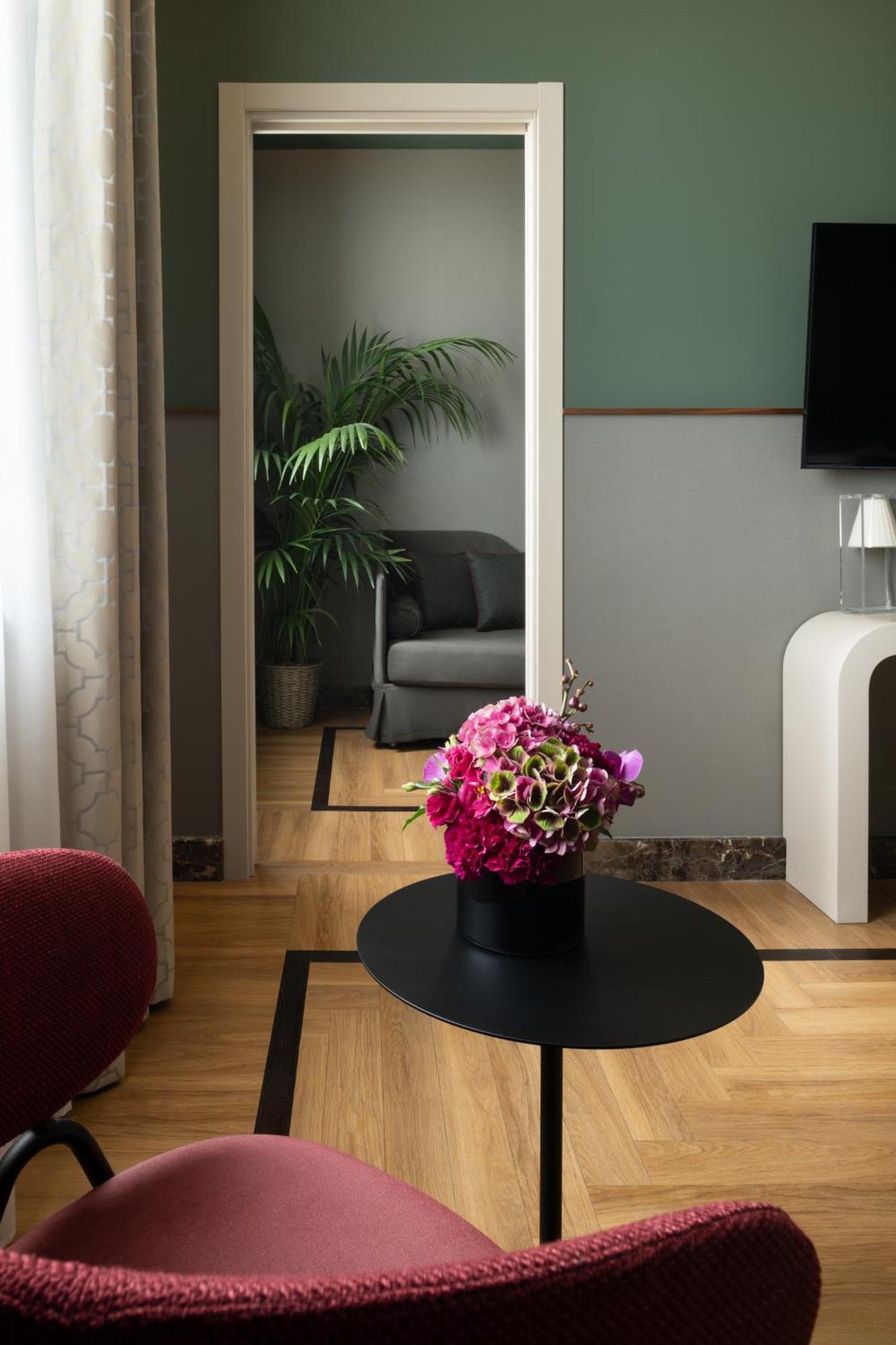Junior Suite,1717106456:JPEG