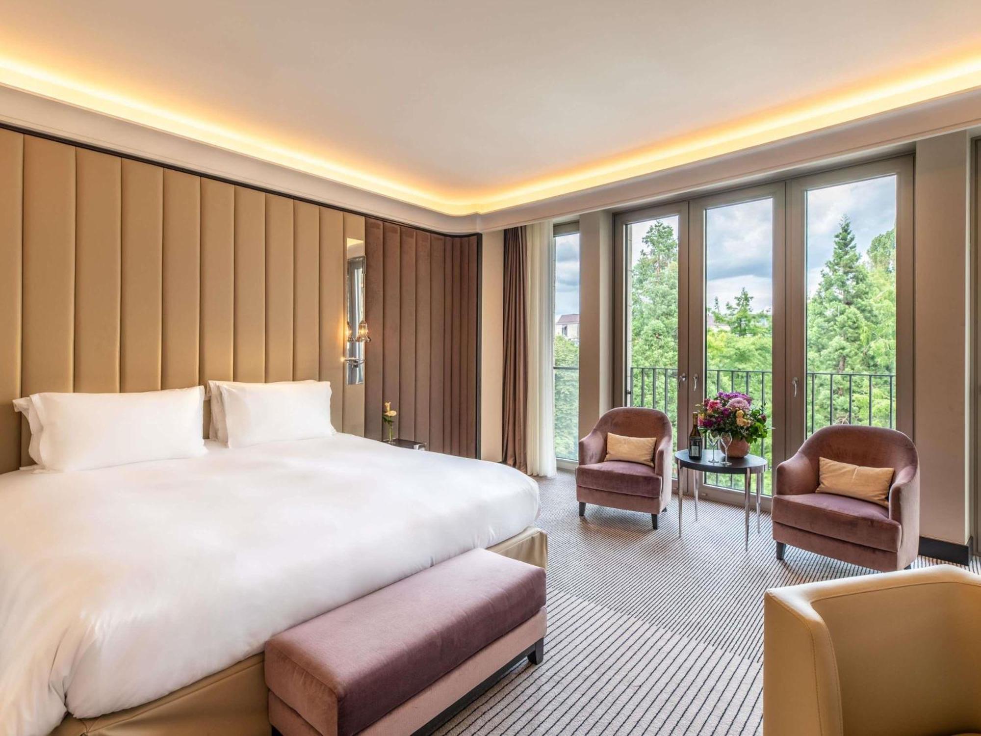 Luxury King Room,1717118169:JPEG