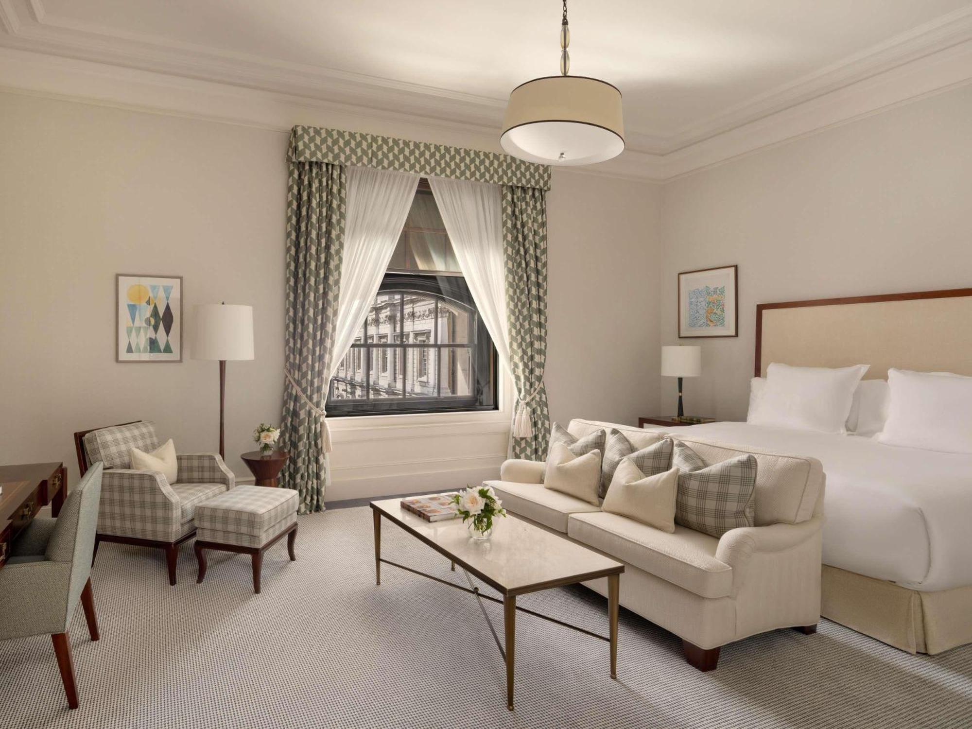 Junior Suite,1546767523:JPEG