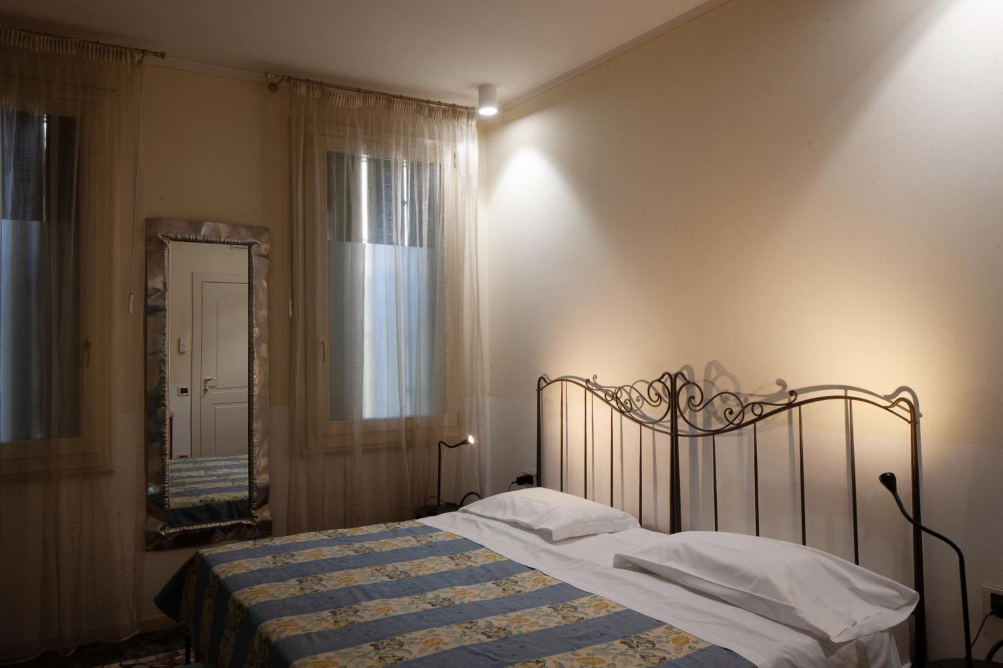 Superior Double Room,1722906143:JPEG