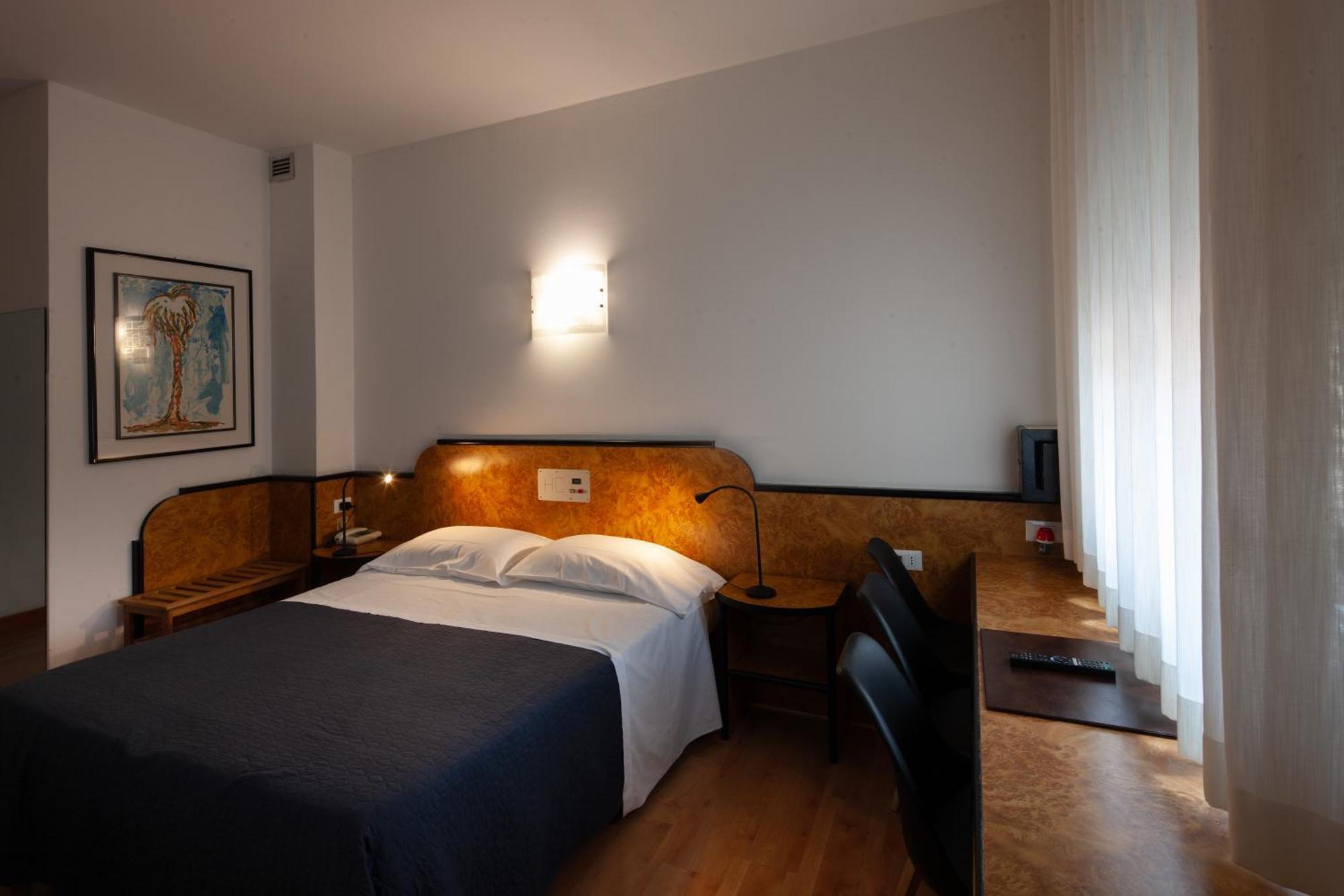 Standard Single Room,1722906194:JPEG