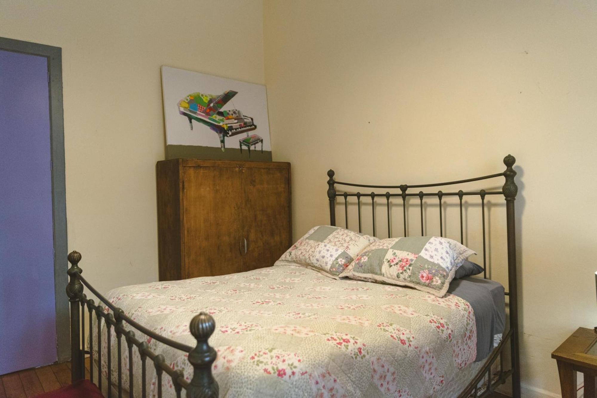 Double Room,1771558544:JPEG