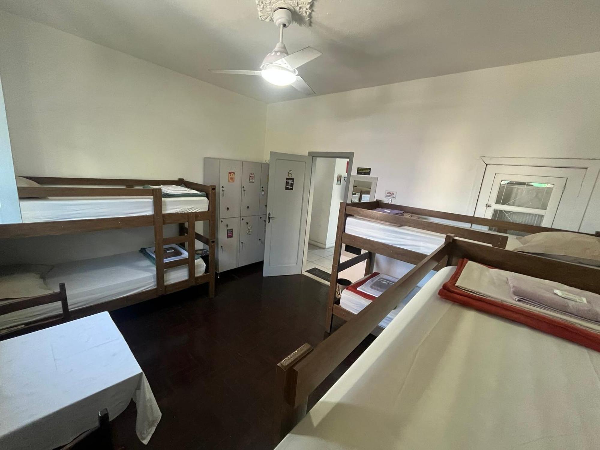 Single Bed Male Dormitory Room,1722983334:JPEG