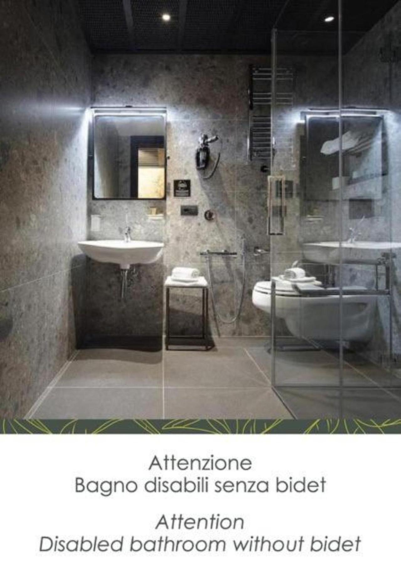 Double or Twin Room Disability Access