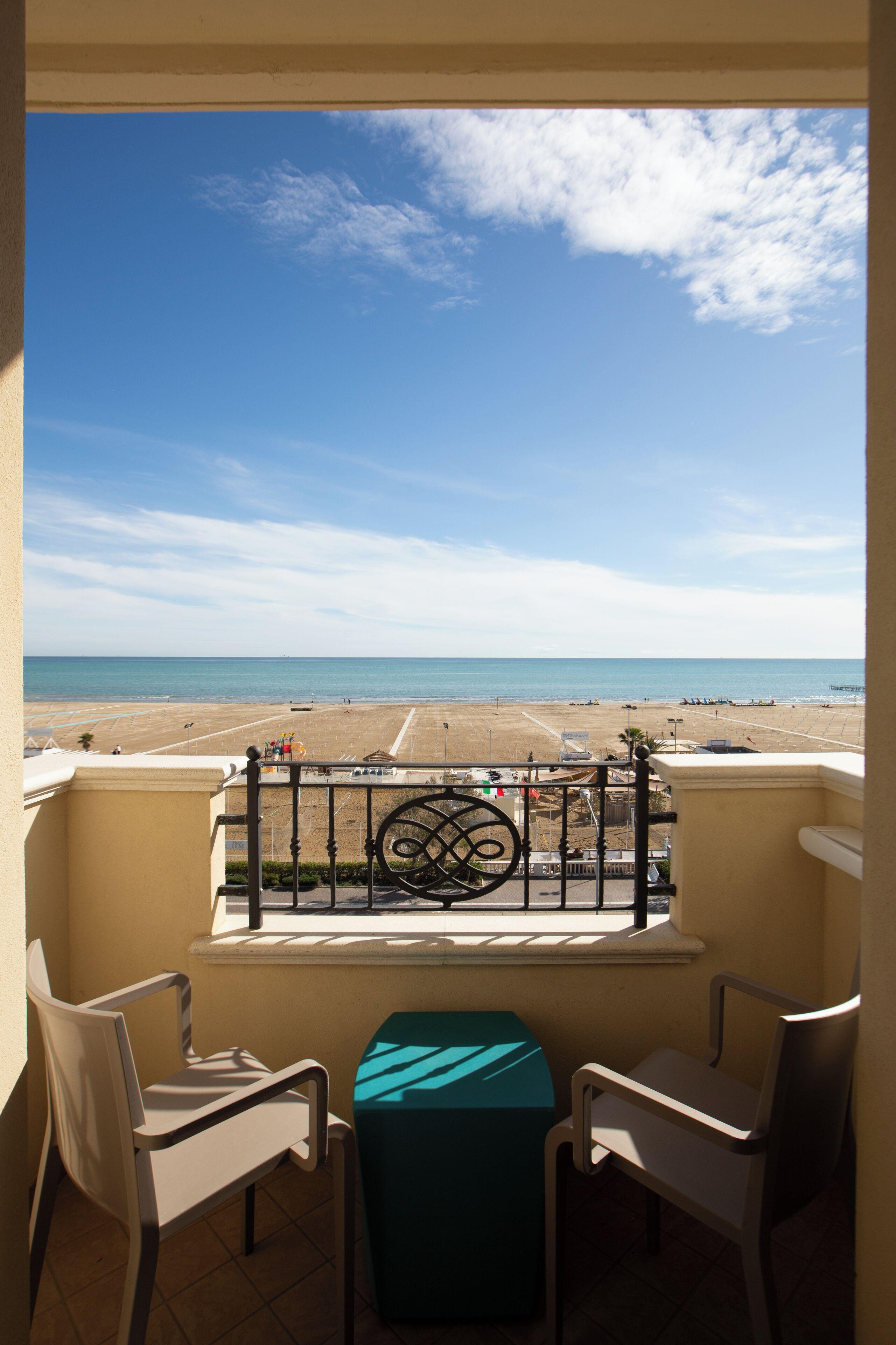 Superior Triple Room Sea View