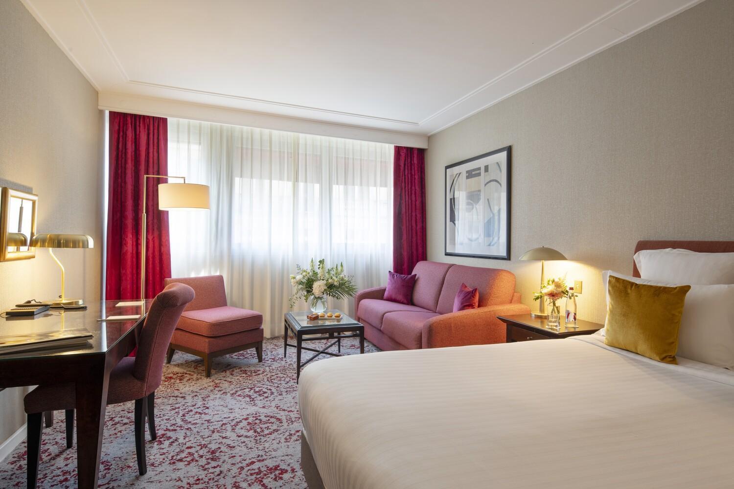 Executive King Room,1729982705:JPEG