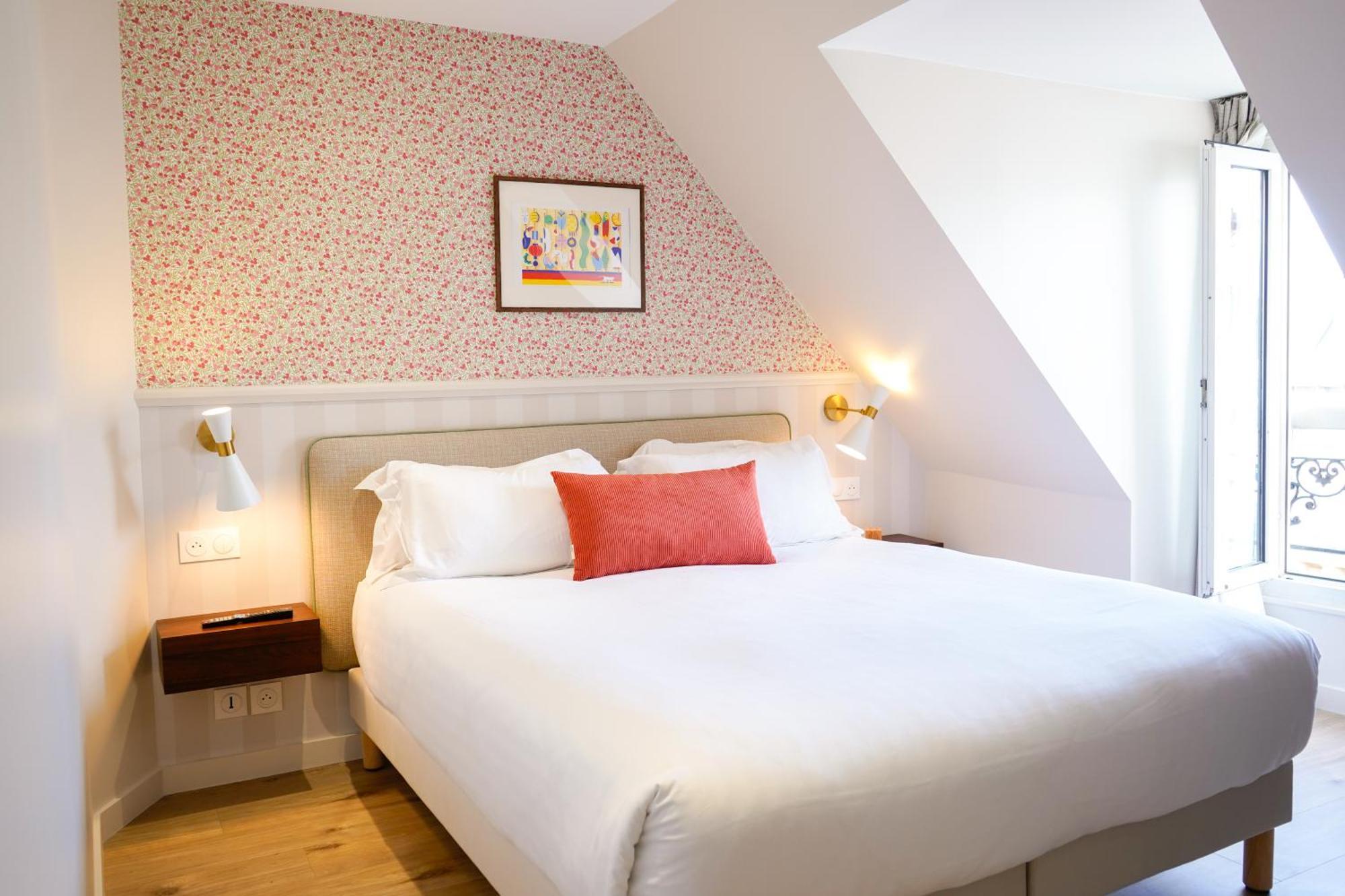 Superior Double Room,1742576036:JPEG