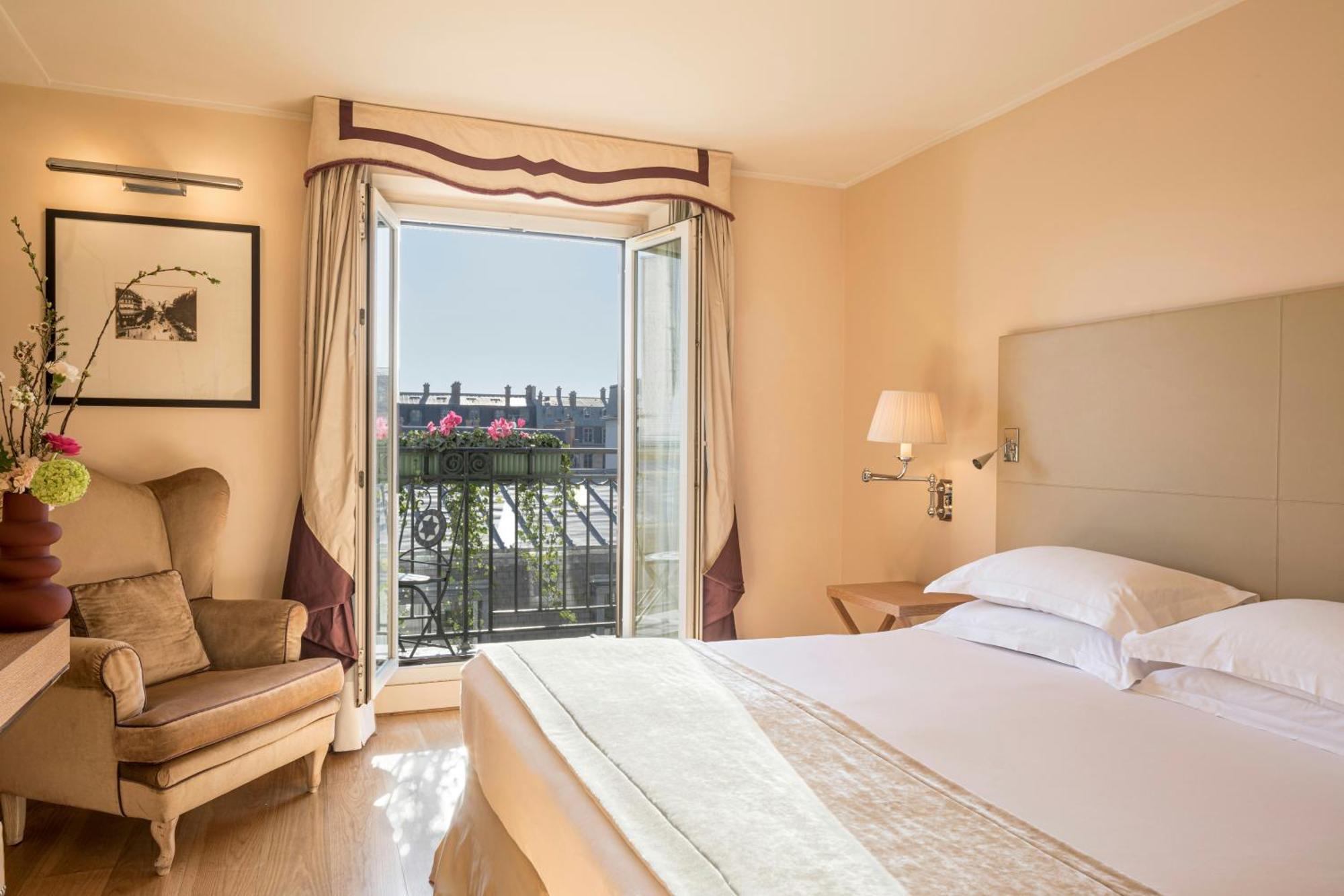 Deluxe Double Room Balcony,1729982354:JPEG
