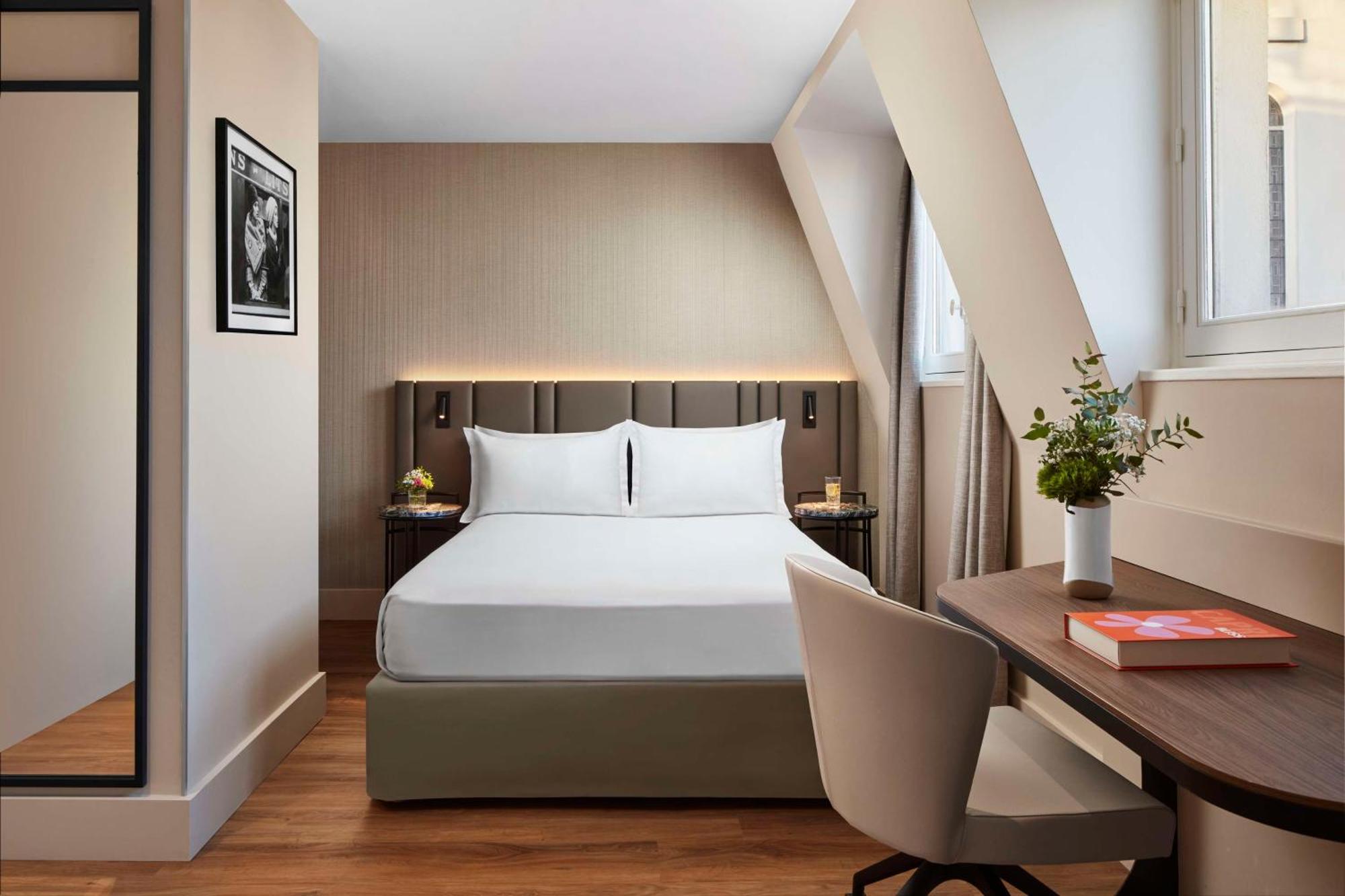 Standard Room,1729982100:JPEG