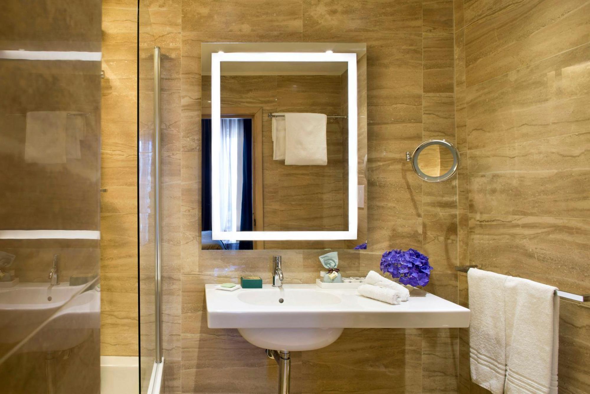 Superior Double or Twin Room Vesuvio View