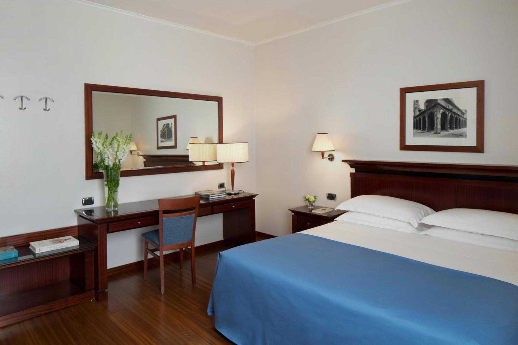 Deluxe Double Room,1729994500:JPEG