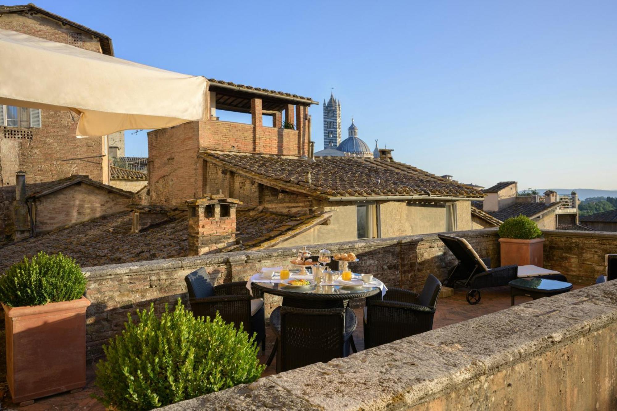 Deluxe Double or Twin Room Terrace