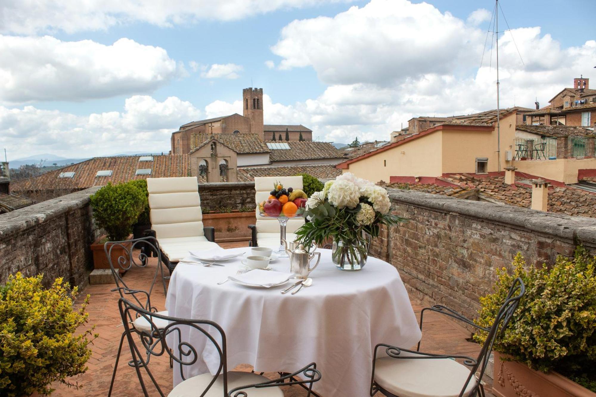 Deluxe Double or Twin Room Terrace