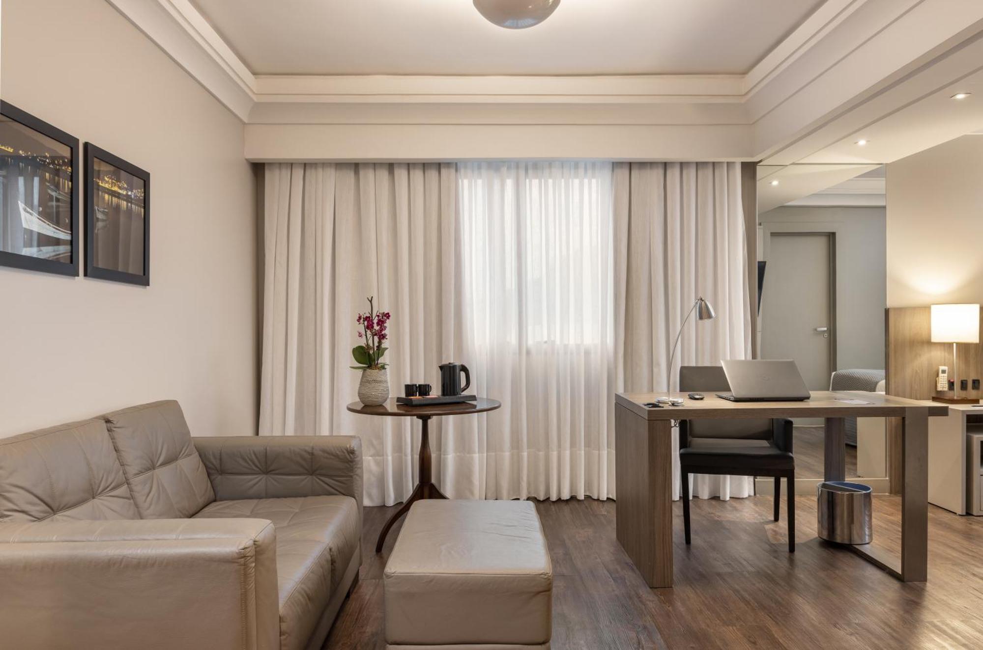 Junior Suite,1730027096:JPEG