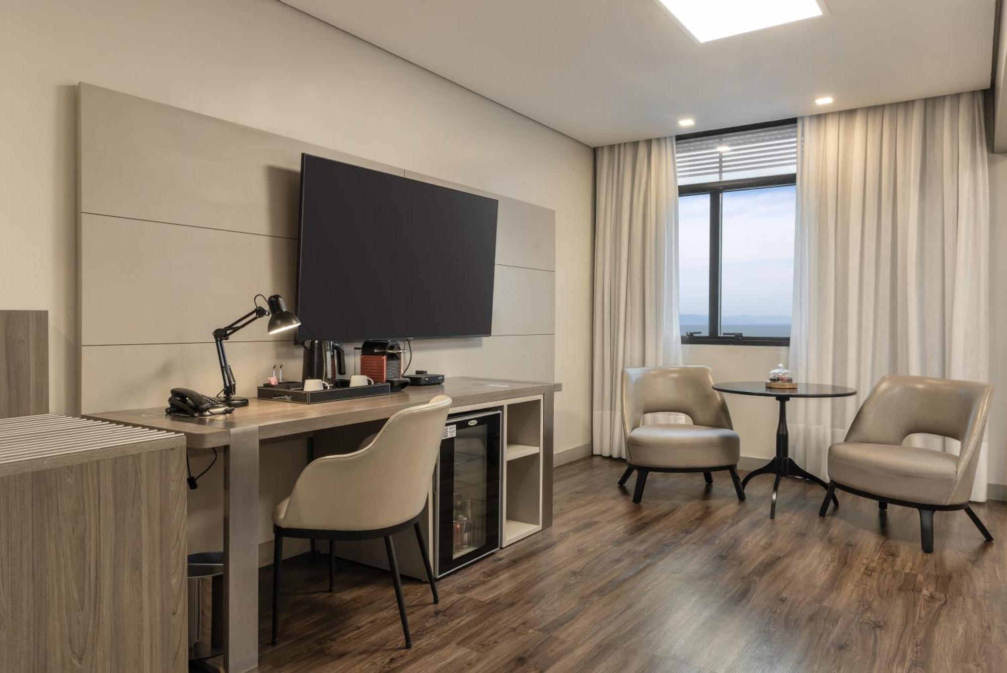 Premium Suite Ocean View