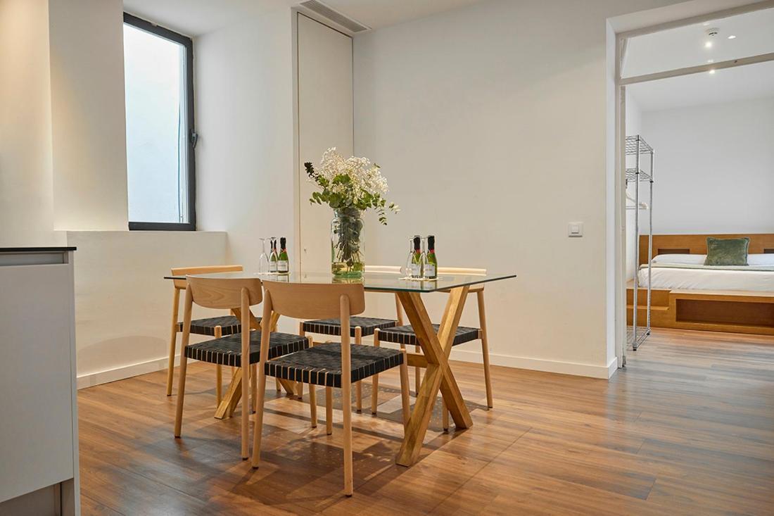Two-Bedroom Apartment,1731546418:JPEG
