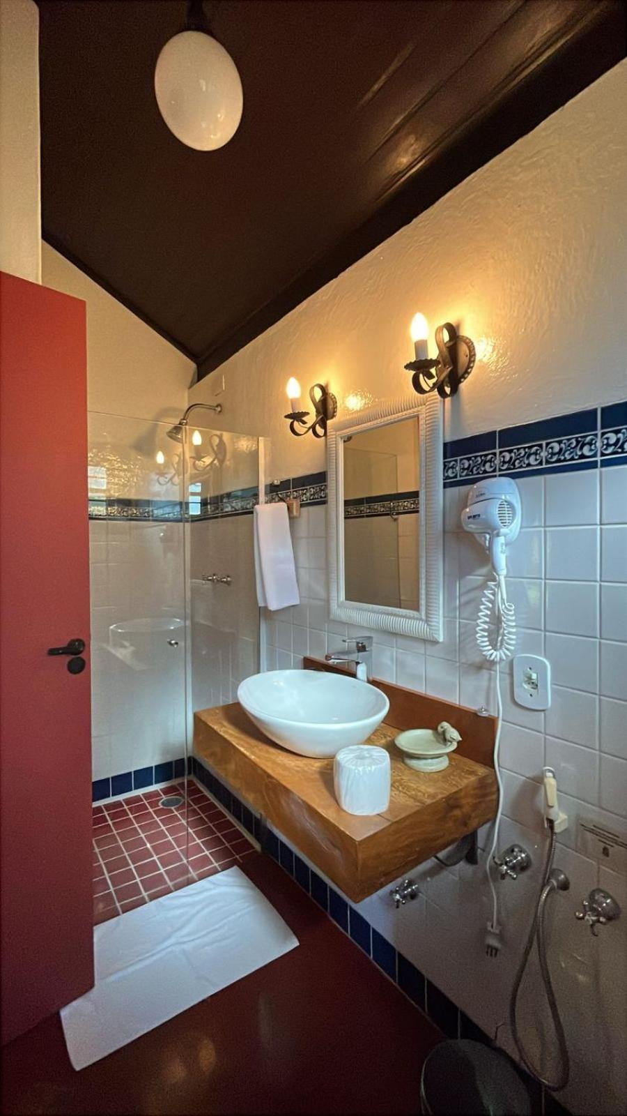 Chalet,1731579519:JPEG