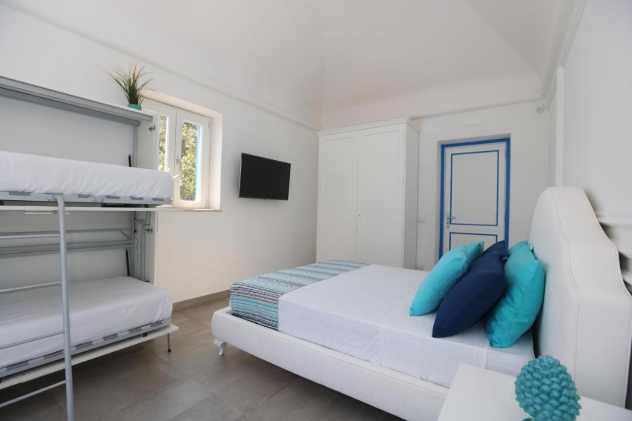Double Room,1731709979:JPEG