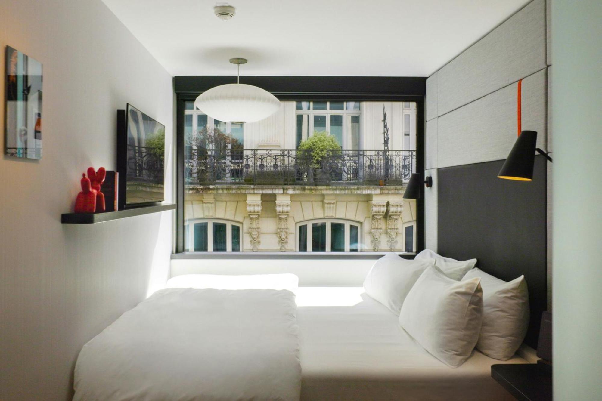 King Room,1724810859:JPEG